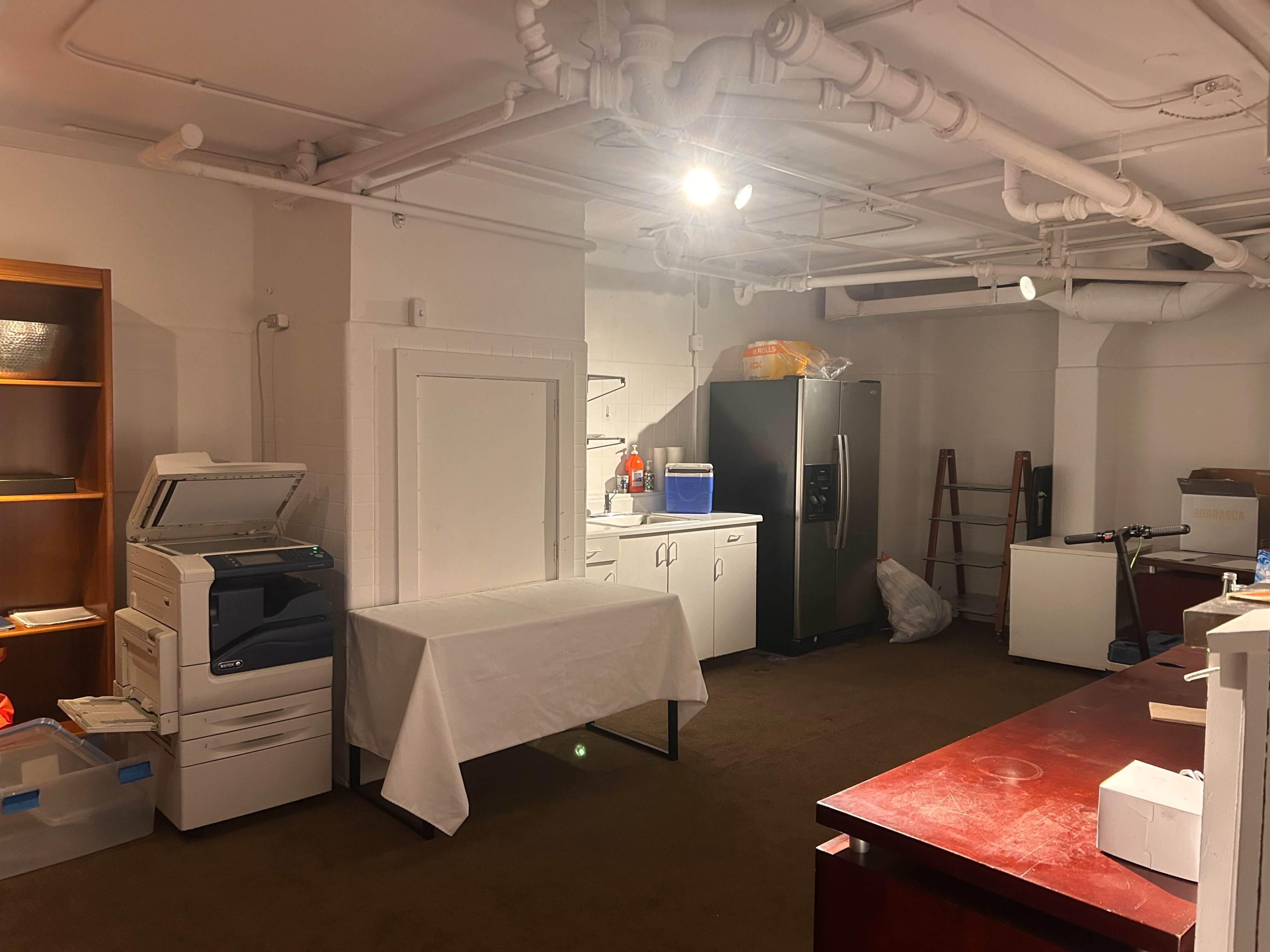 Union Square:A Two-Story Art and Event Space Image in Union Square, San Francisco, CA