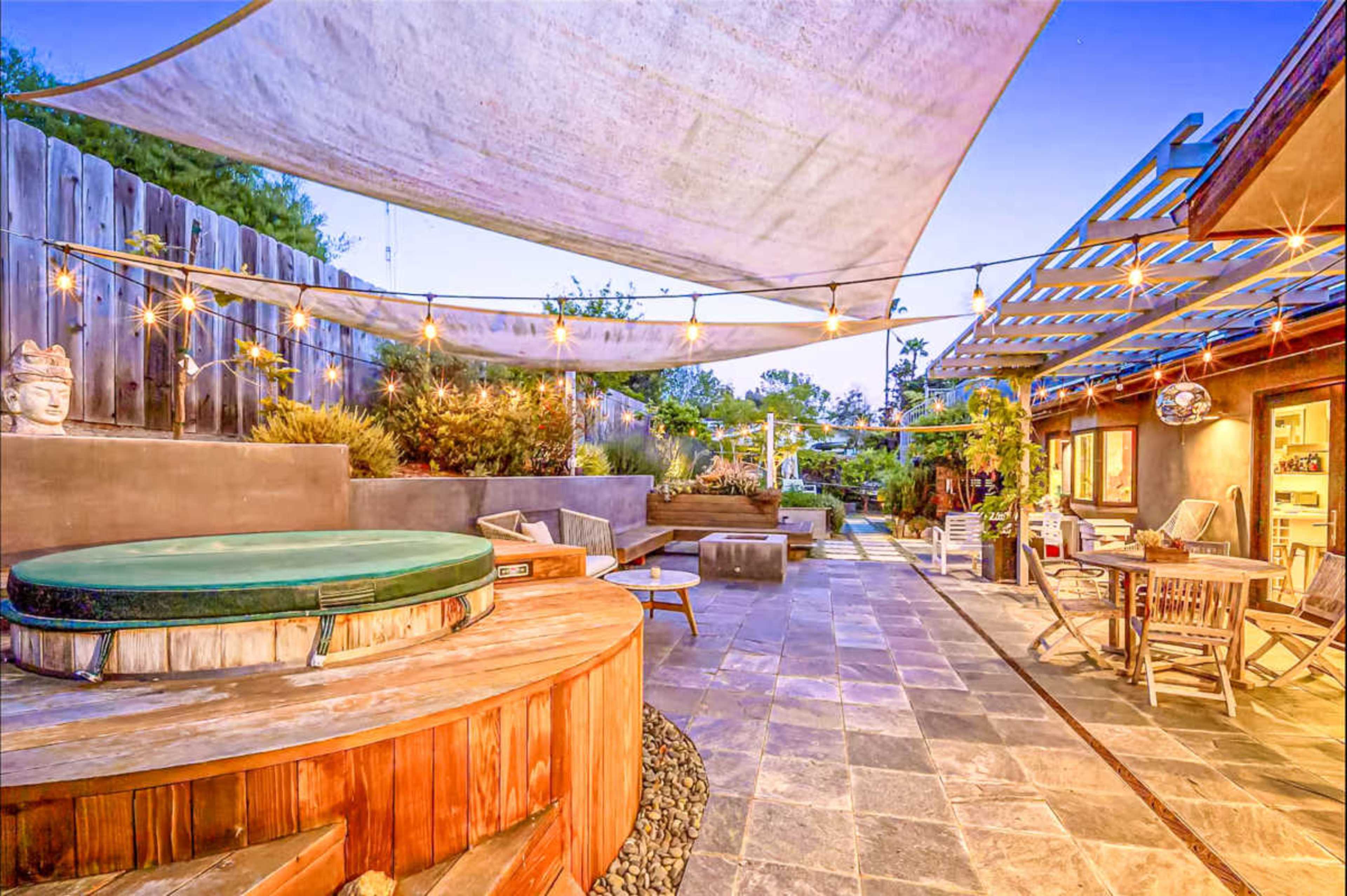 Coastal Encinitas Bungalow — Bright, Stylish & Perfect for Shoots Image in Leucadia, encinitas, CA