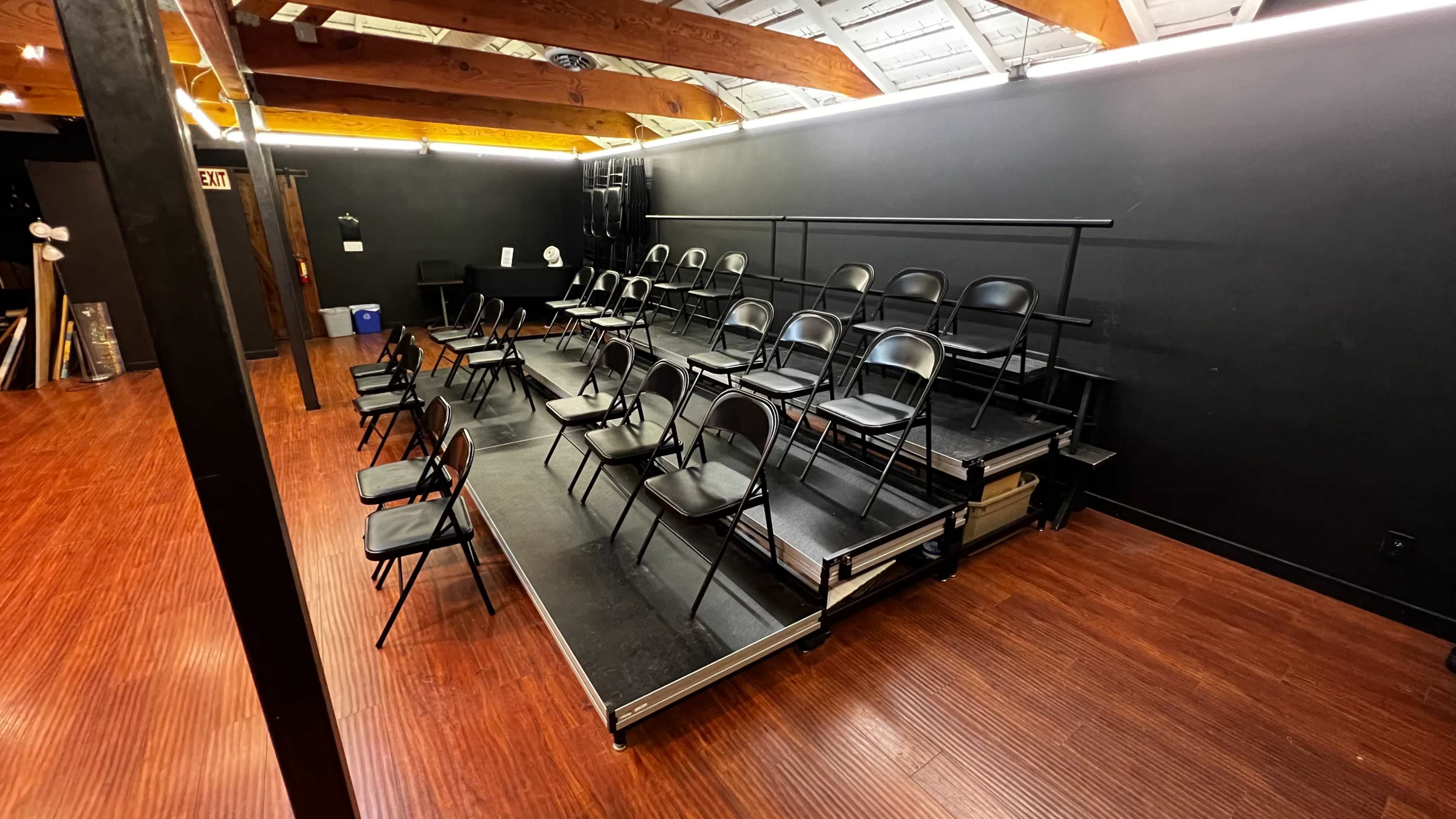 Urban Chic Classroom and Rehearsal Space Bild in Hollywood, Los Angeles, CA