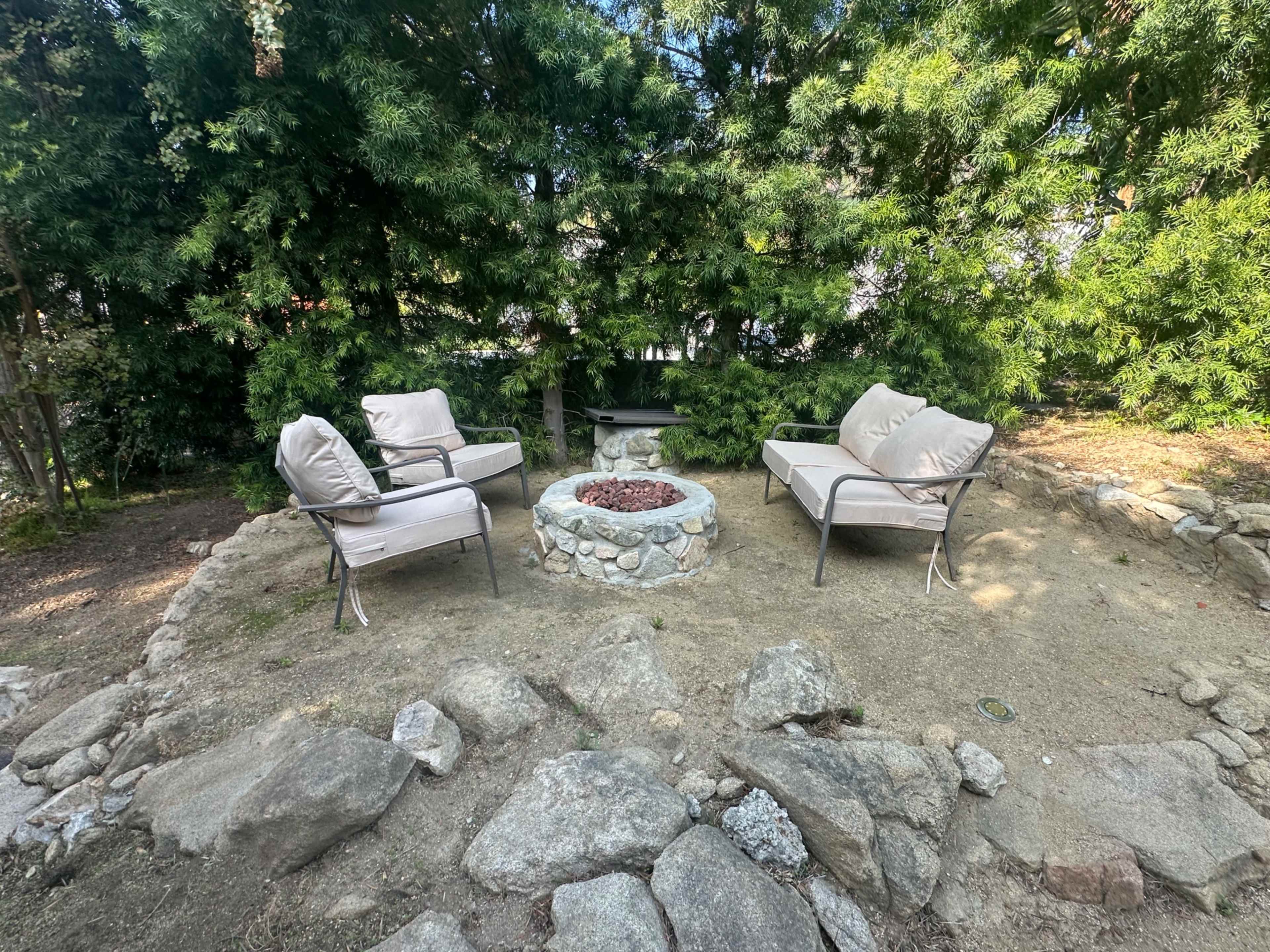 Enormous Outdoor Party / Event Space Image in Montrose, Montrose, CA