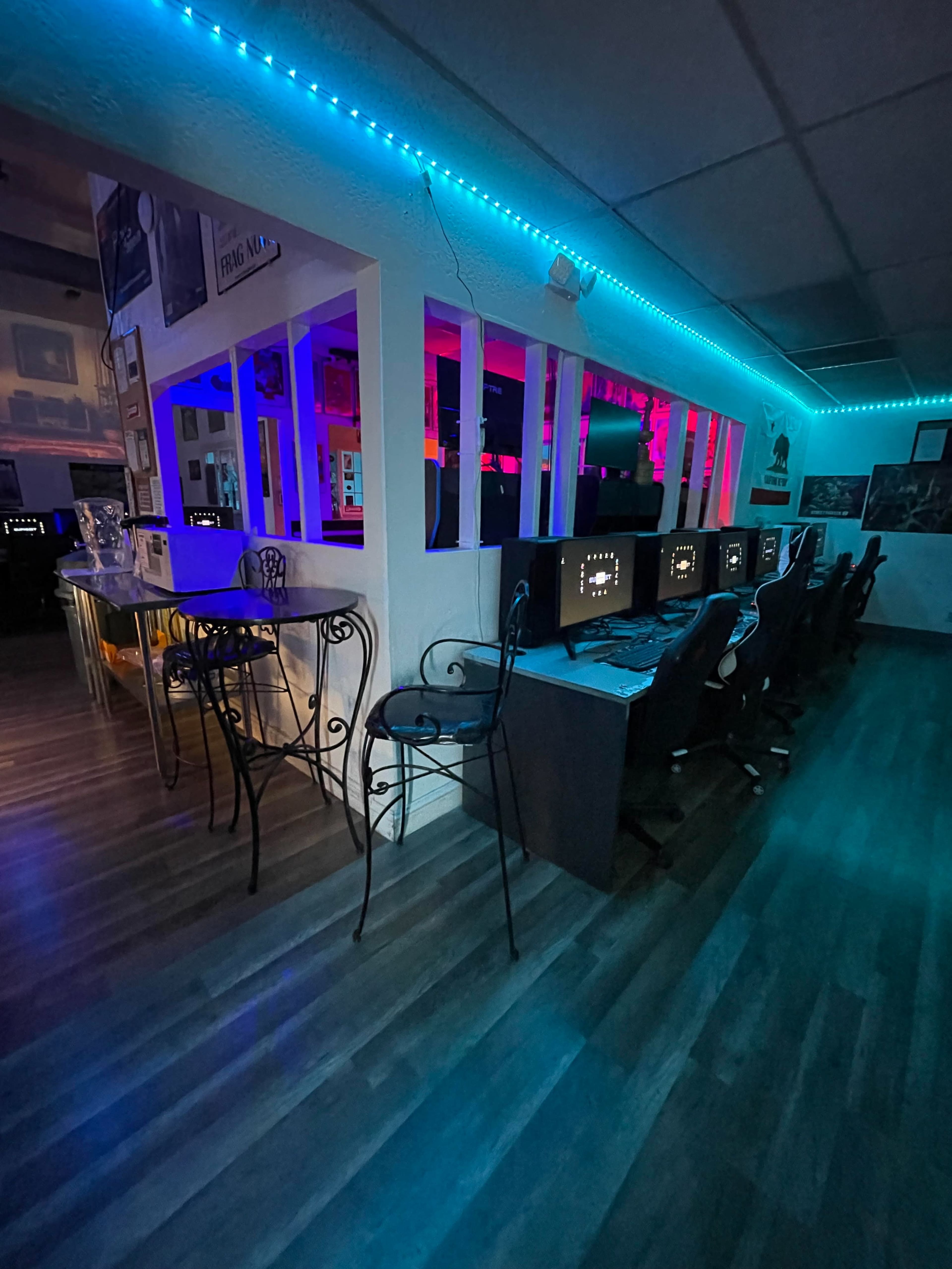 Urban, computer gaming store Image in Sunnyvale West, Sunnyvale, CA