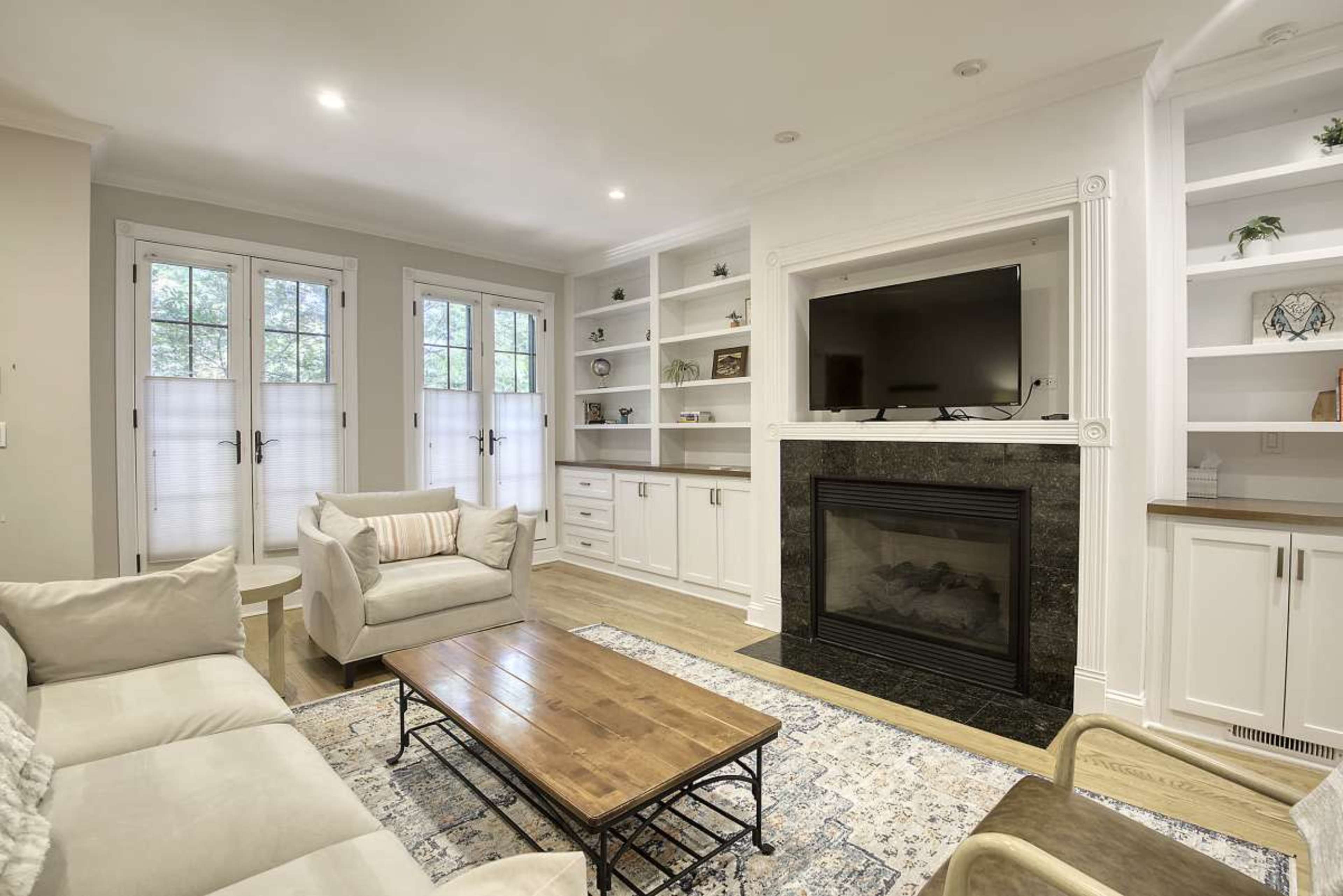 Spacious Single Family Home - Great for Family Gatherings Image in North Center, Chicago, IL