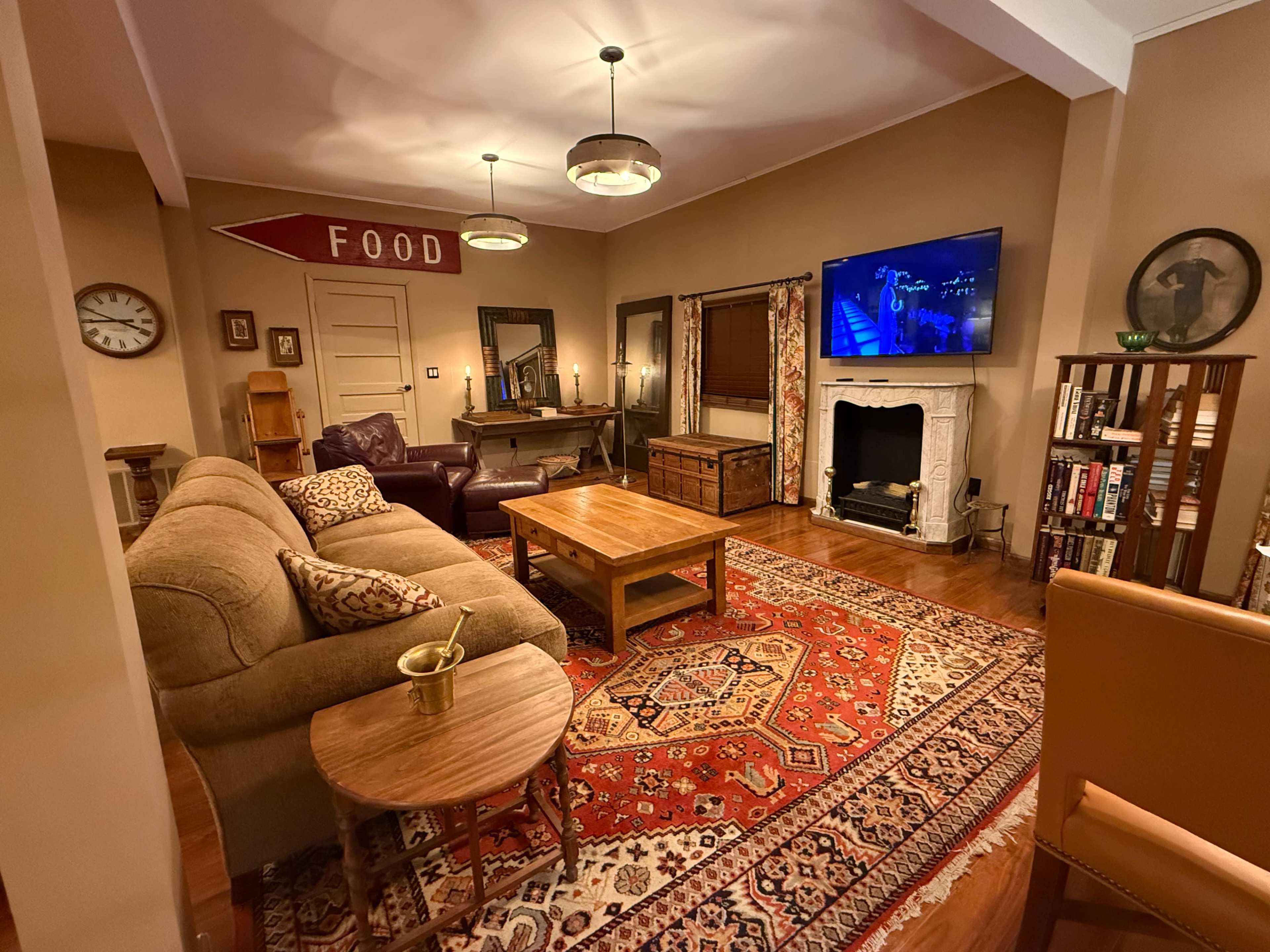 Shara Chapman Hall: a renovated church for events and social gatherings Image in Summit, charlotteville, NY