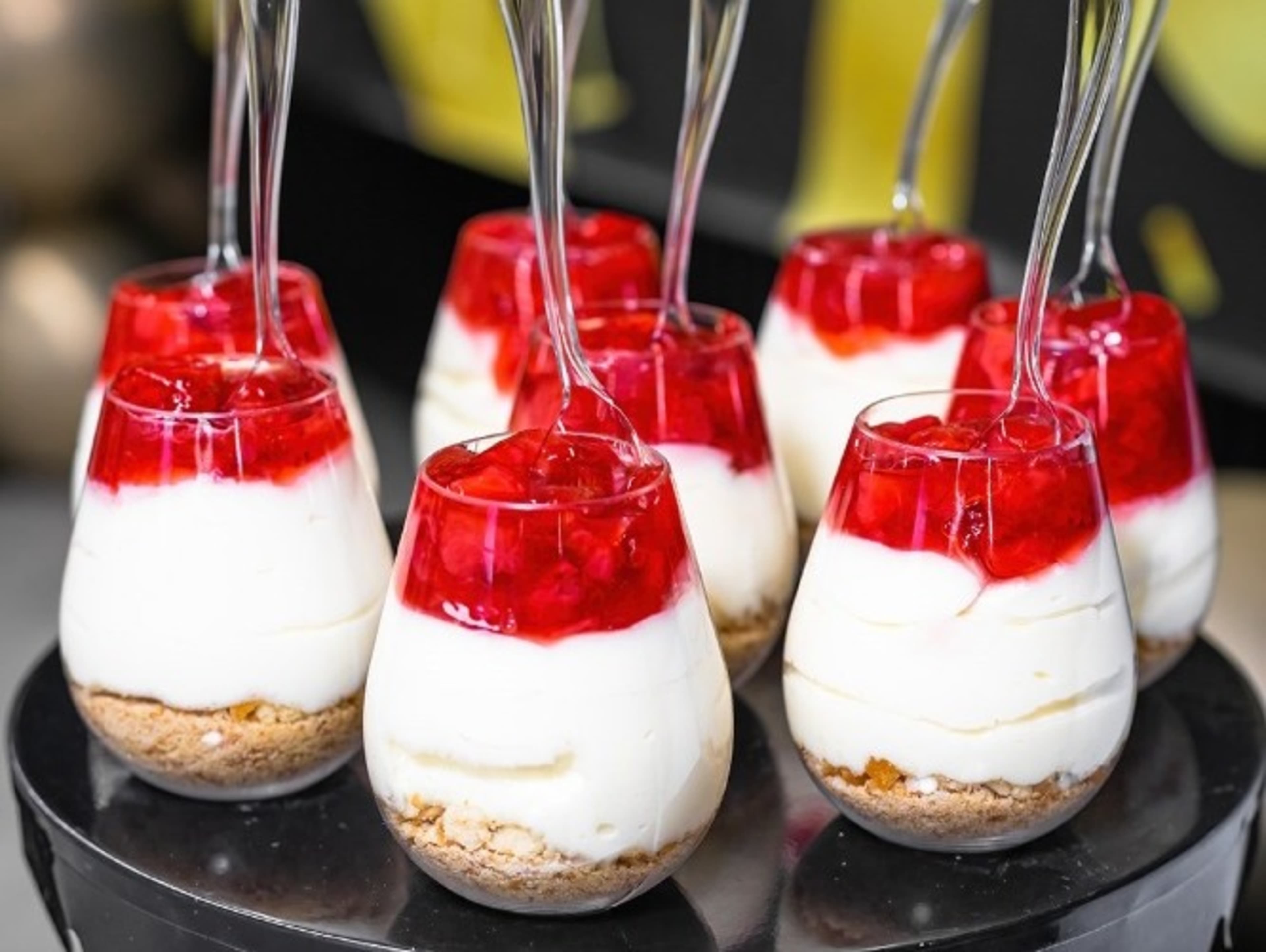 Strawberry Cheesecake Dessert Cups 