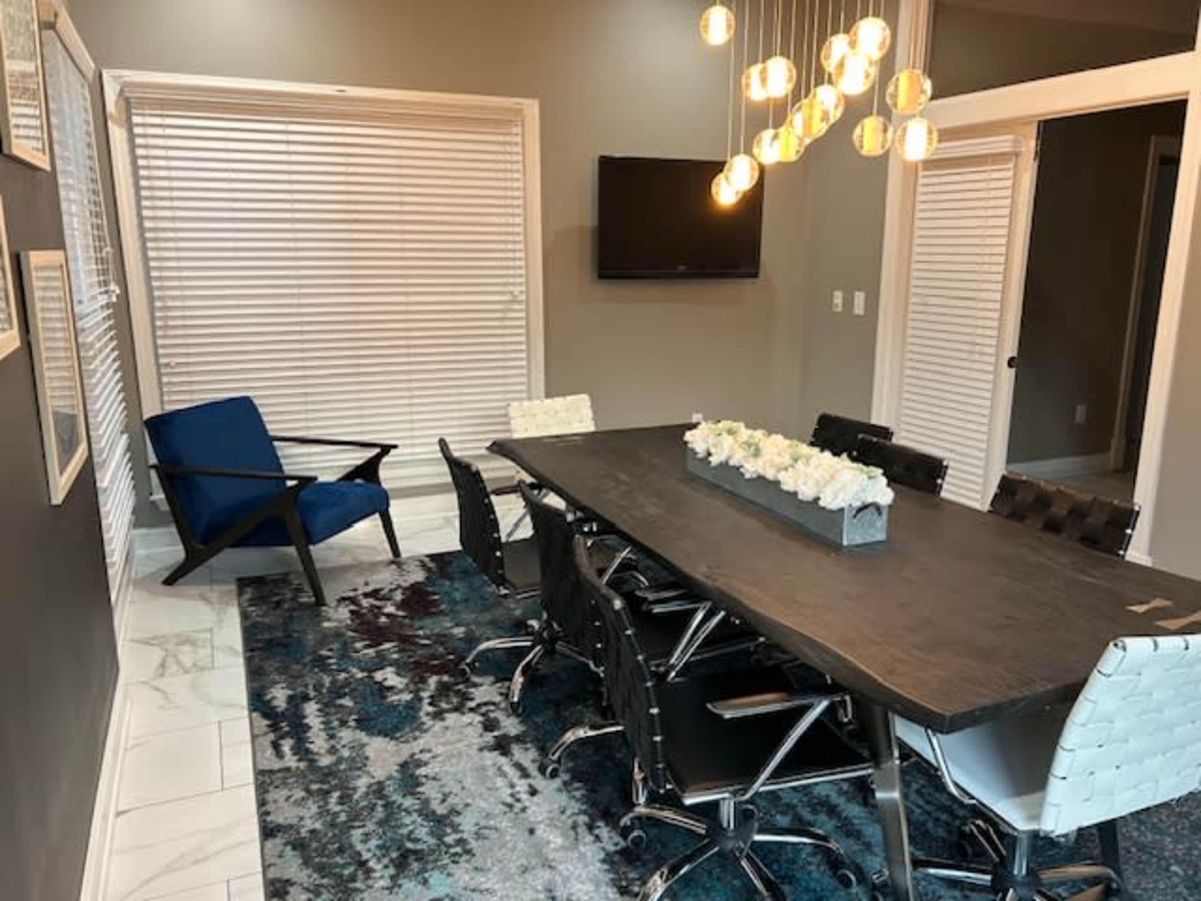 Modern Conference Room in Outer Richmond Image in Wyndham, Glen Allen, VA