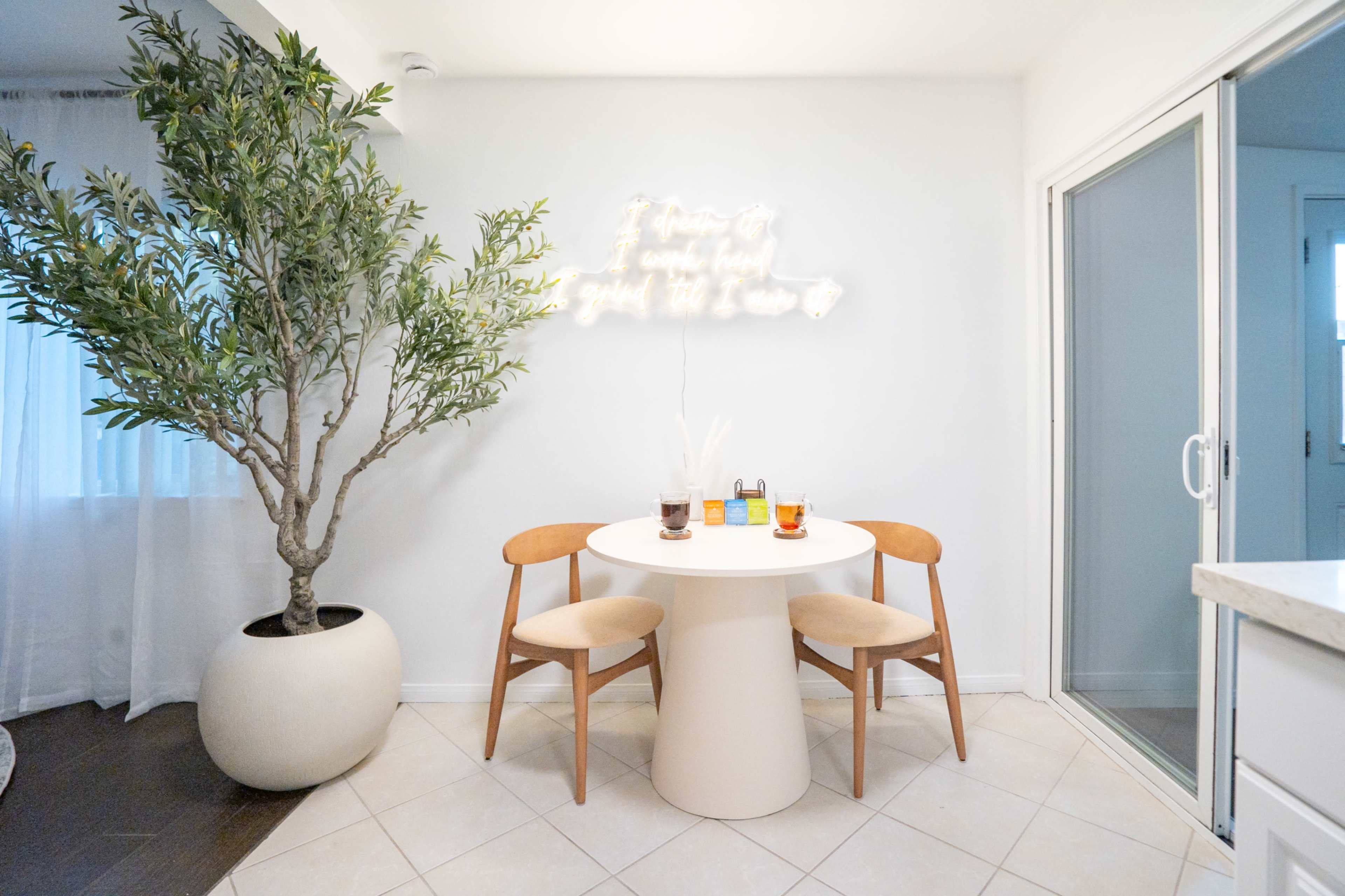 Cozy 4 bedroom and 2 baths in west palmdale Image in Desert View Highlands, palmdale, CA