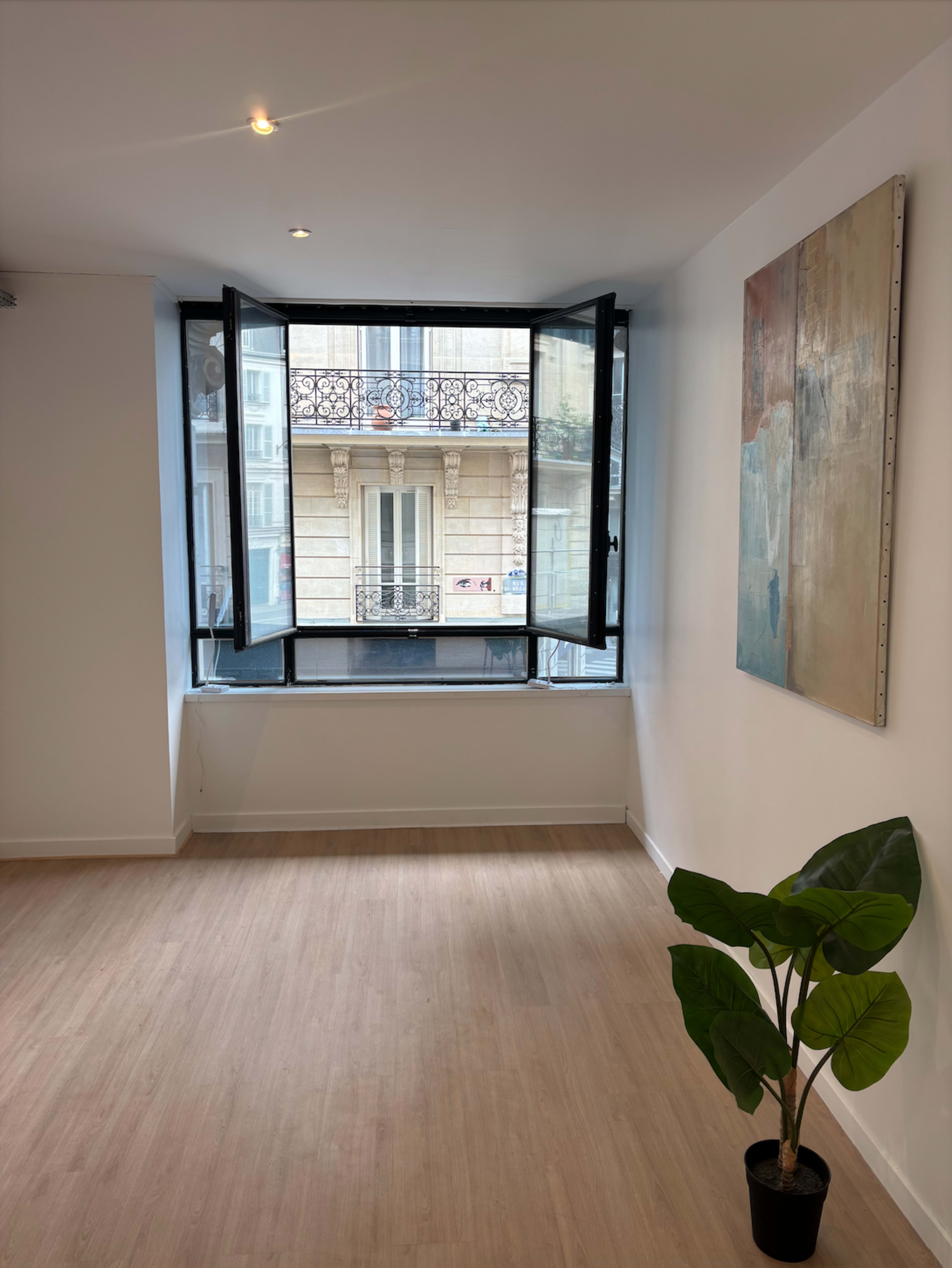 Studio artistique spacieux au cœur du 6e arrondissement Image in Notre-Dame-des-Champs, Paris