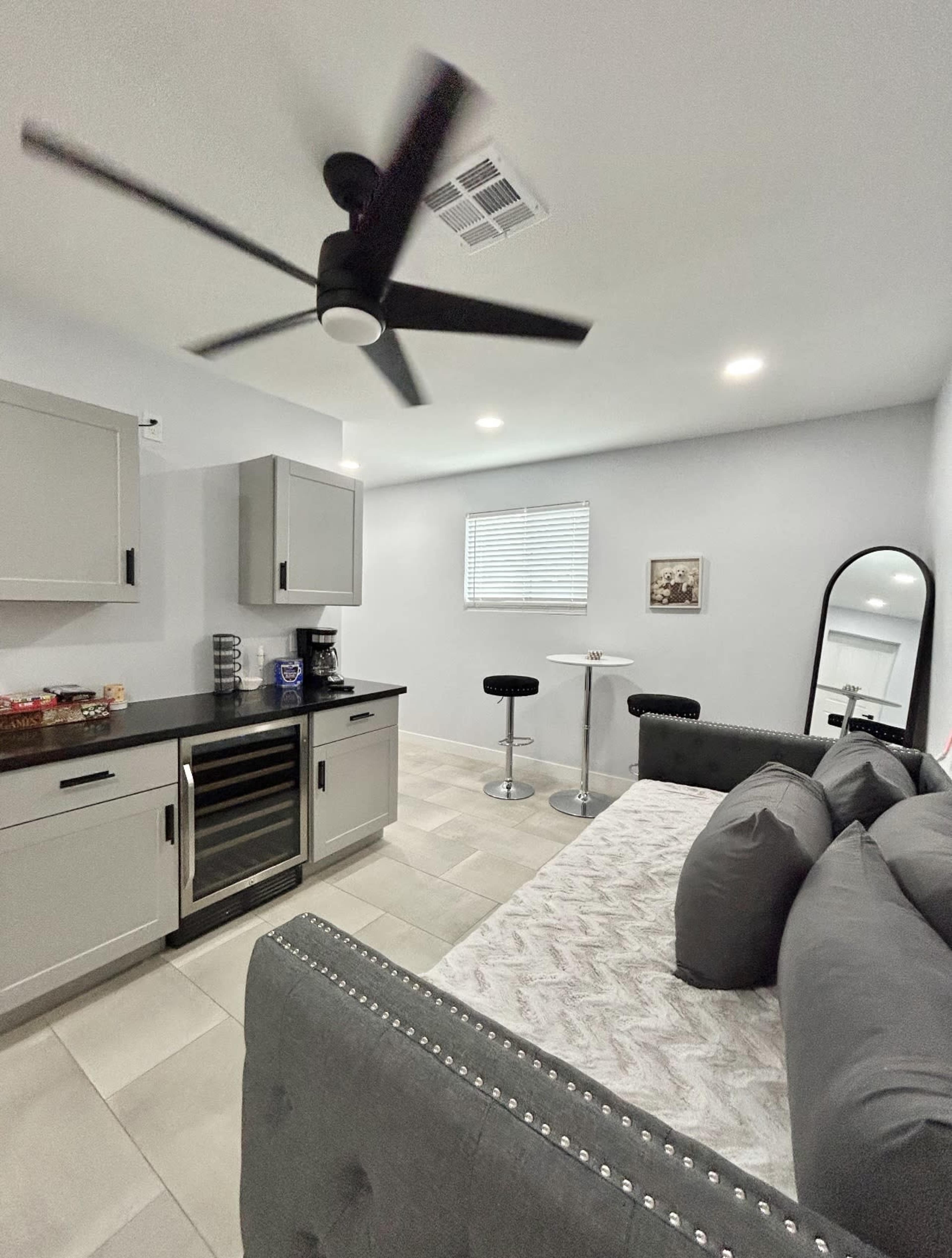 Residential centralized location. Easy access to and from downtown Phoenix, Tempe, Scottsdale, etc!. Image in Camelback East Village, Phoenix, AZ