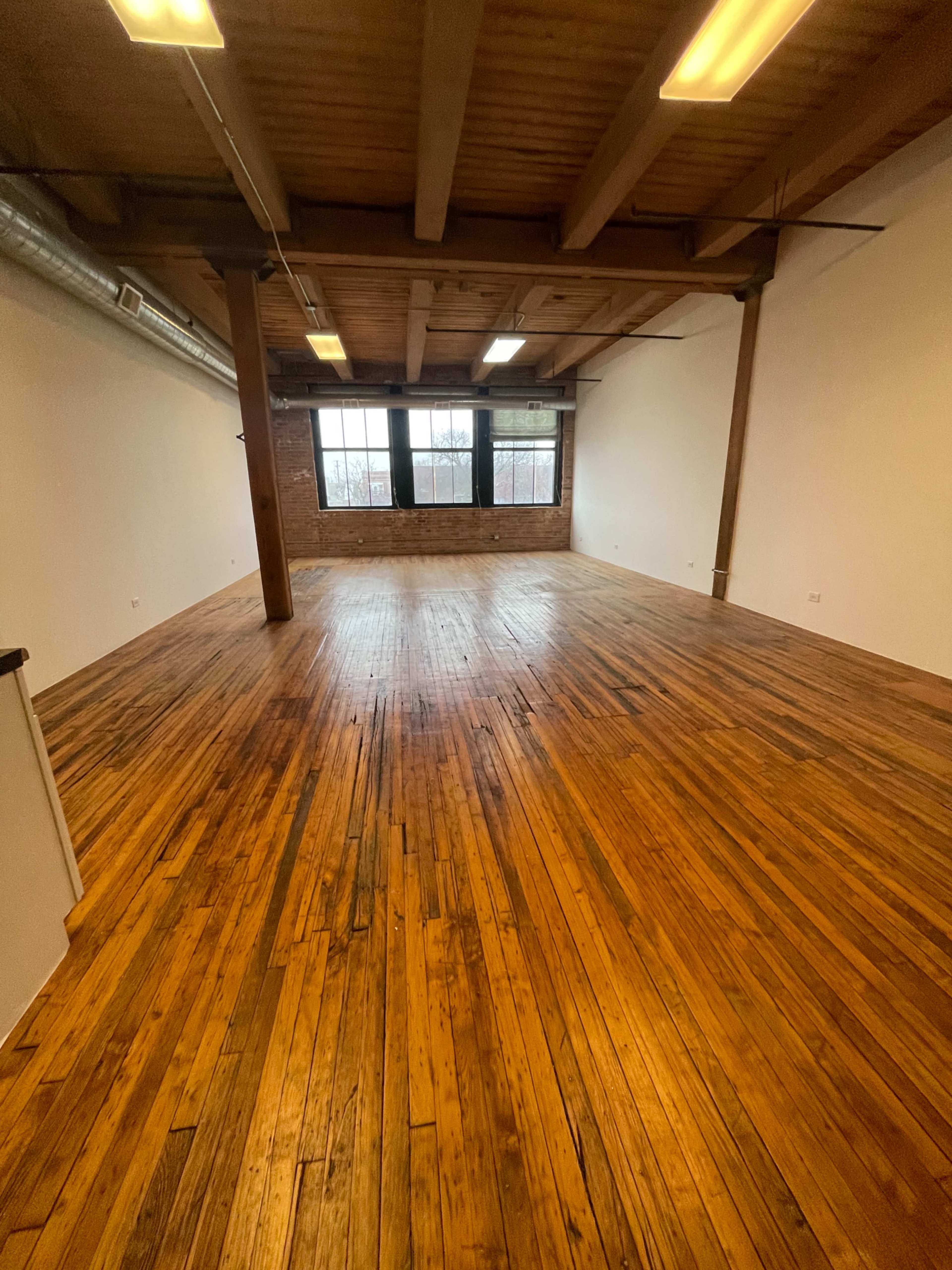 📸 Elevate Your Content & Events with Our Exclusive Creative Studio! 🎬 Image in West Town, Chicago, IL