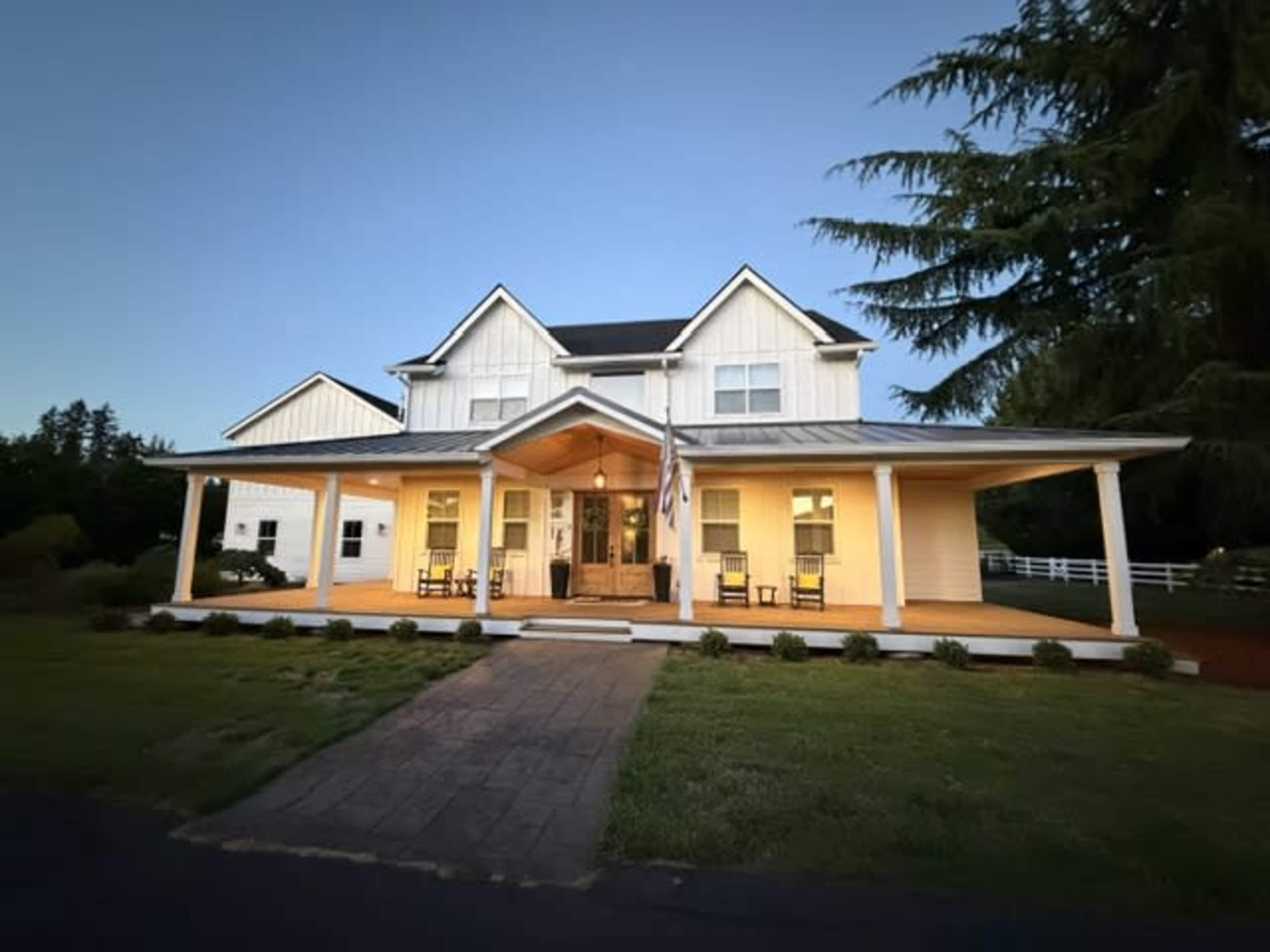 Private Outdoor Space Image in , Newberg, OR