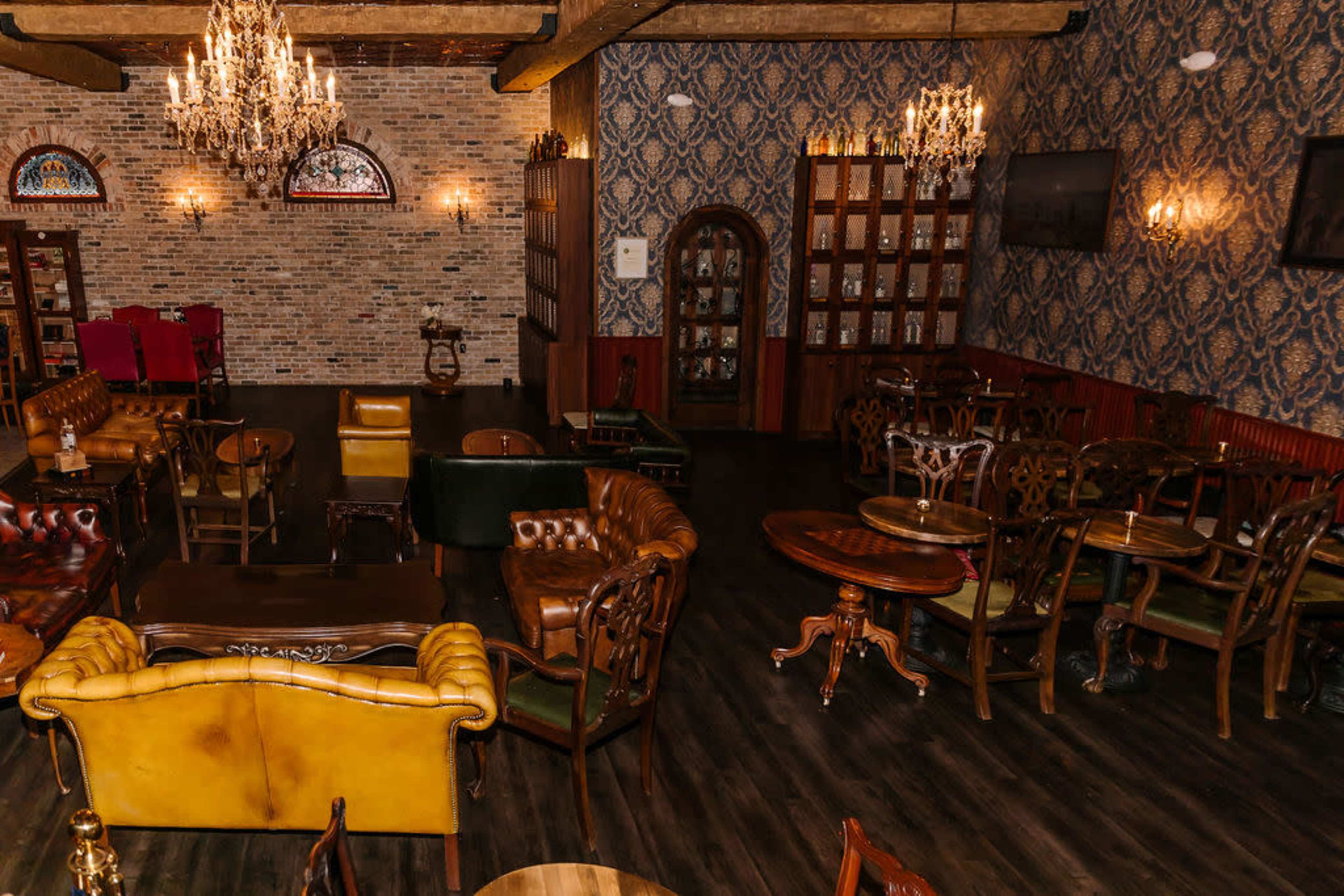 Unique Speakeasy with Upscale Chicago Vibe Image in Anthem, Anthem, AZ