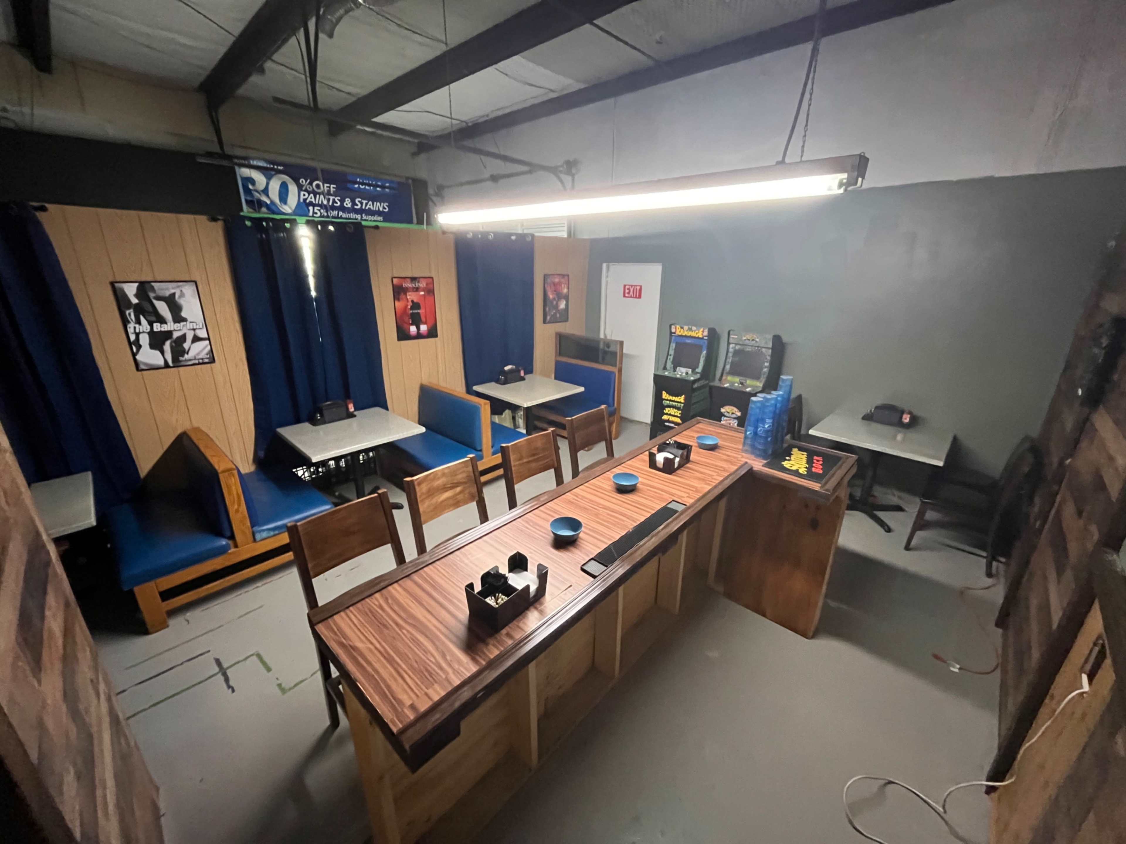 Bar Restaurant Set Image in Northwest, San Antonio, TX