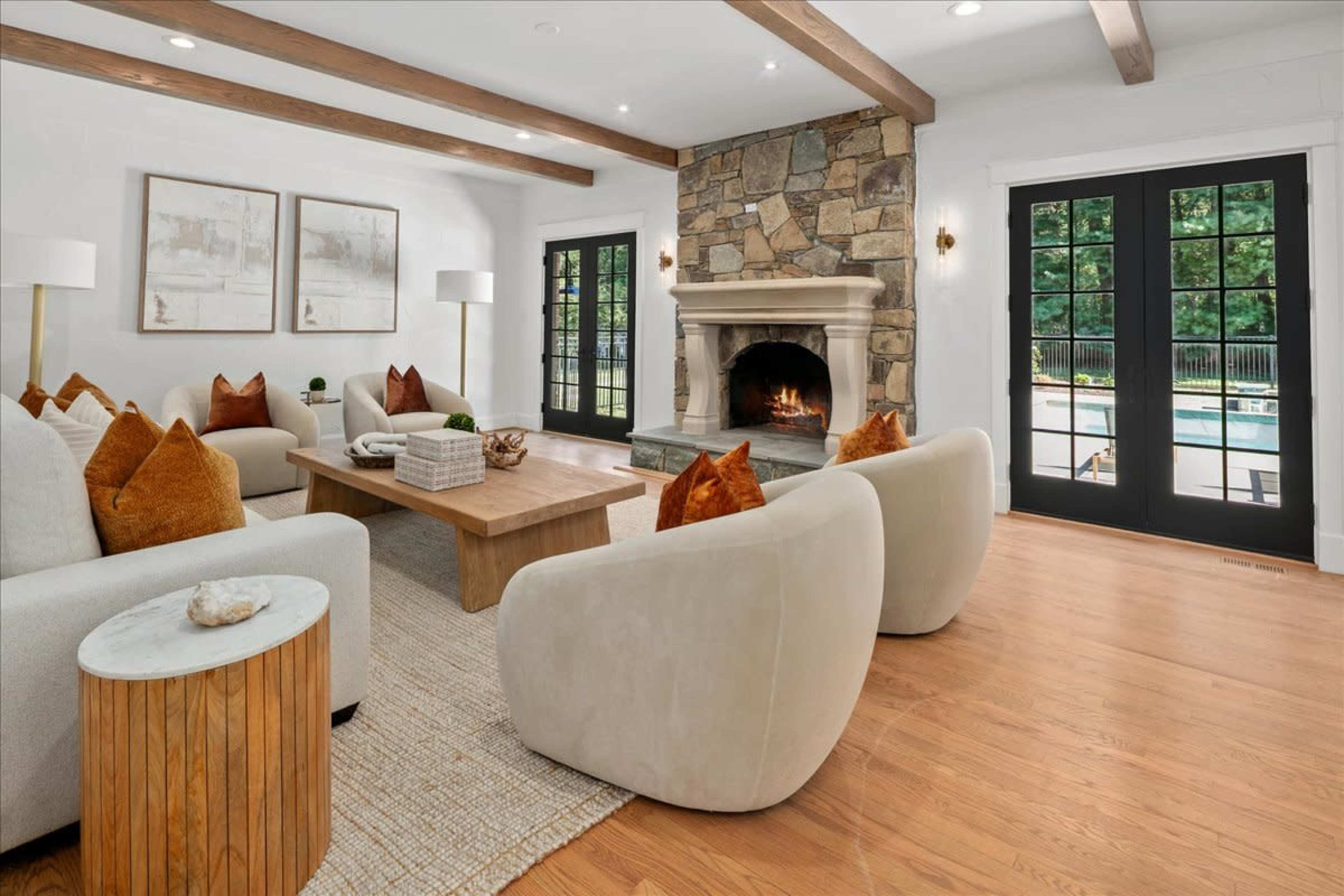 The Potomac Manor Image in Travilah, Potomac, MD