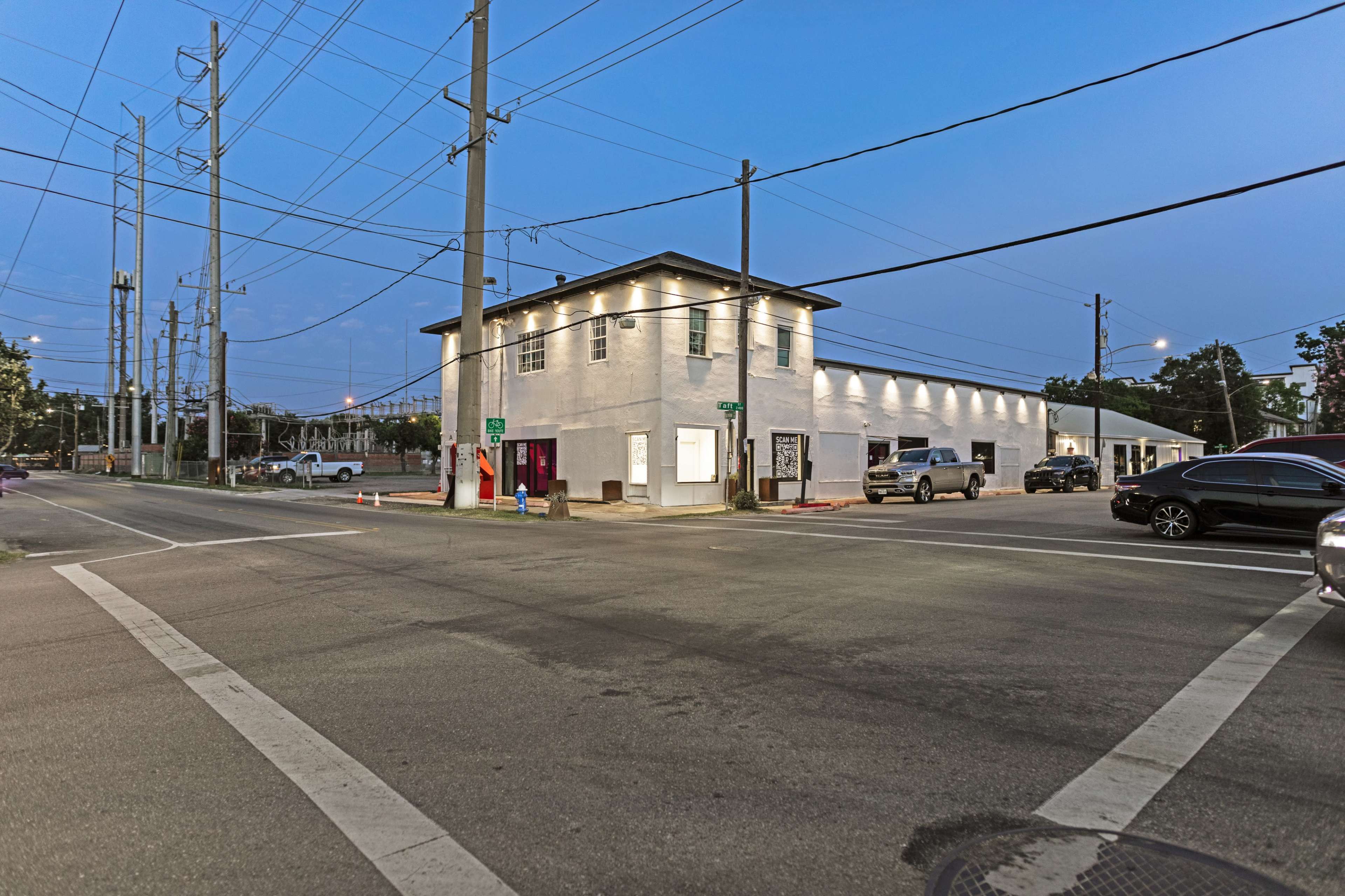 Downtown Modern Industrial White Wall Art Gallery- Front Gallery Image in Montrose, Houston, TX