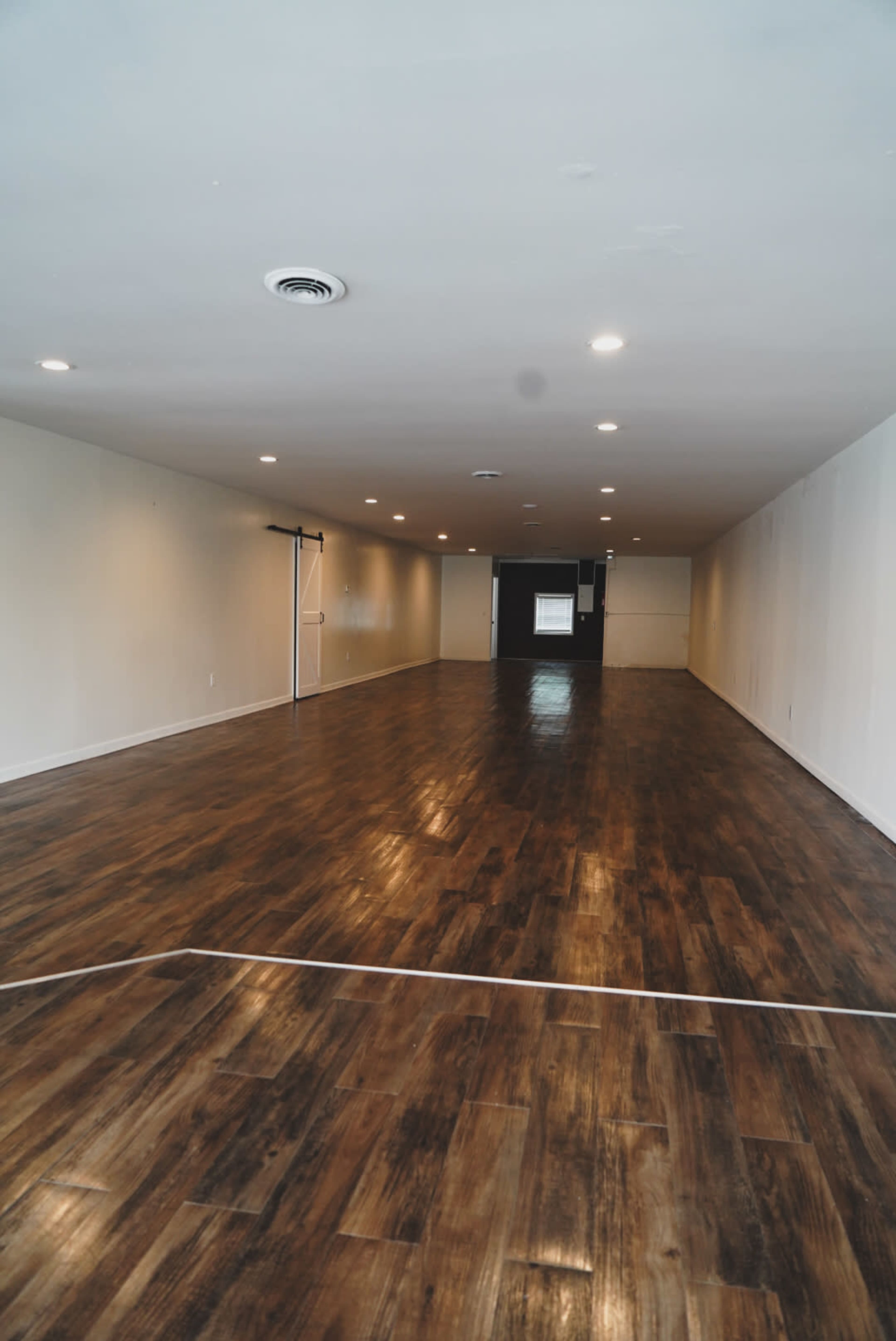 Modern Photo/Video Studio Image in , Seneca, SC