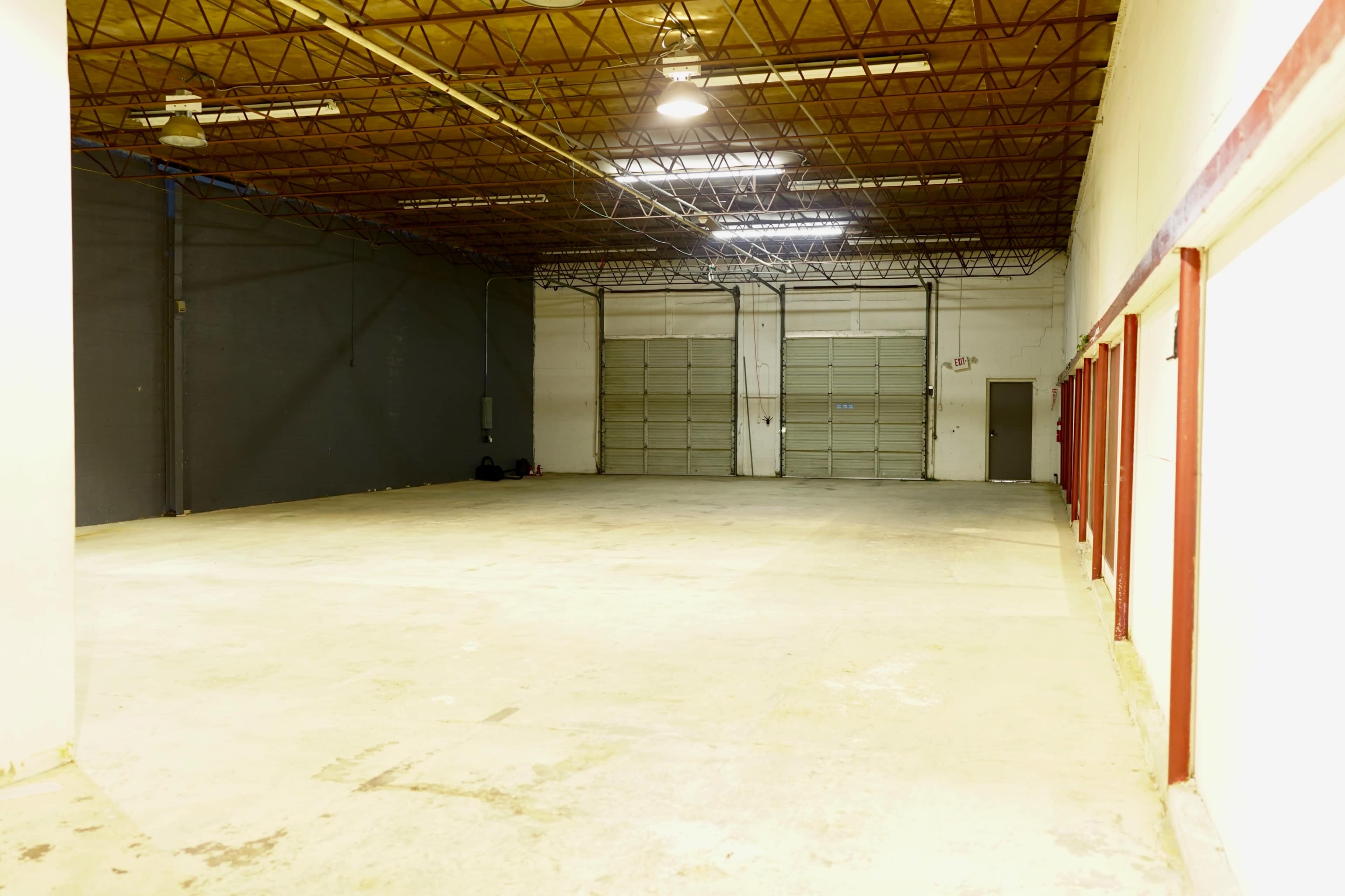 Huge Warehouse with Ramp Loading Image in Stonecrest, Stonecrest, GA