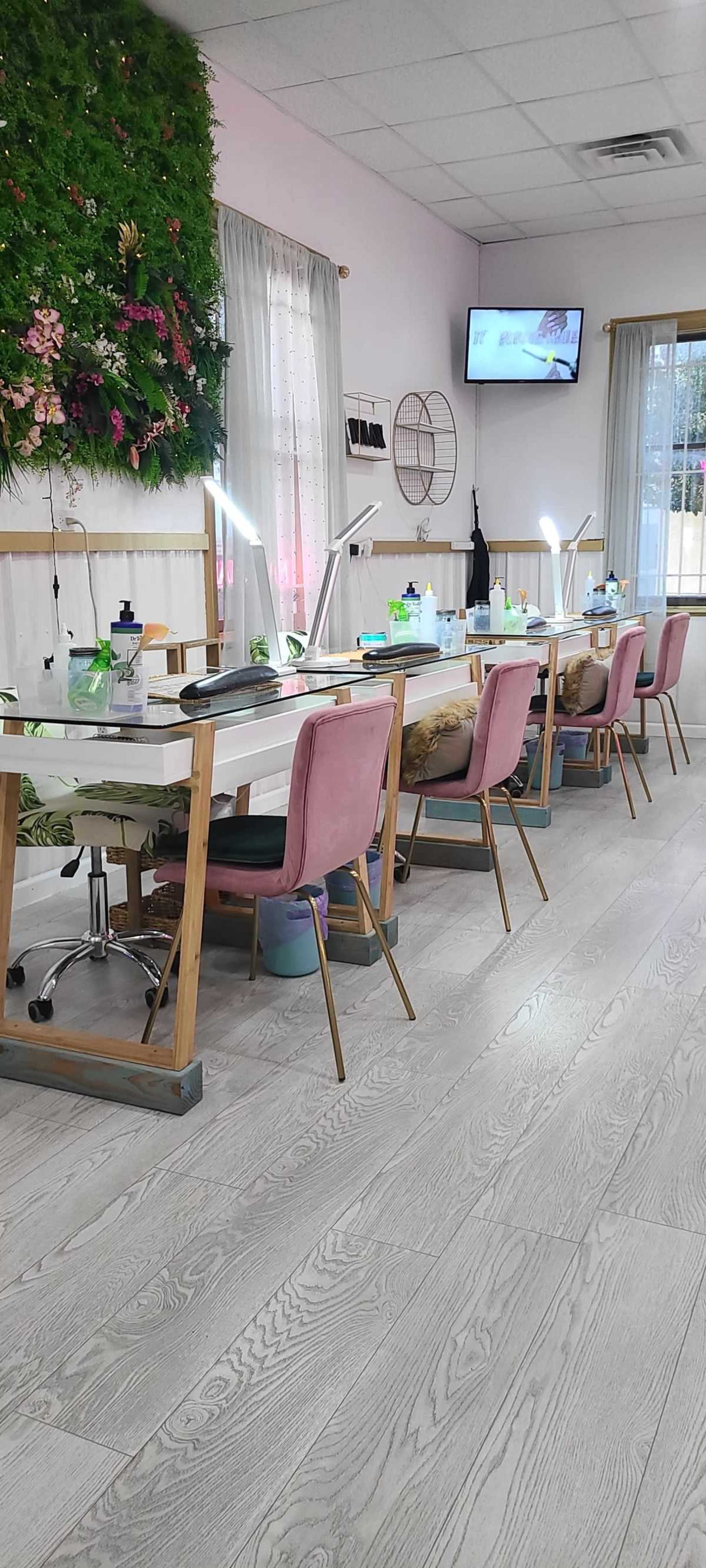 Bright & Fun Chic Nail Lounge/Private Event Space Image in North Side, Mount Vernon, NY