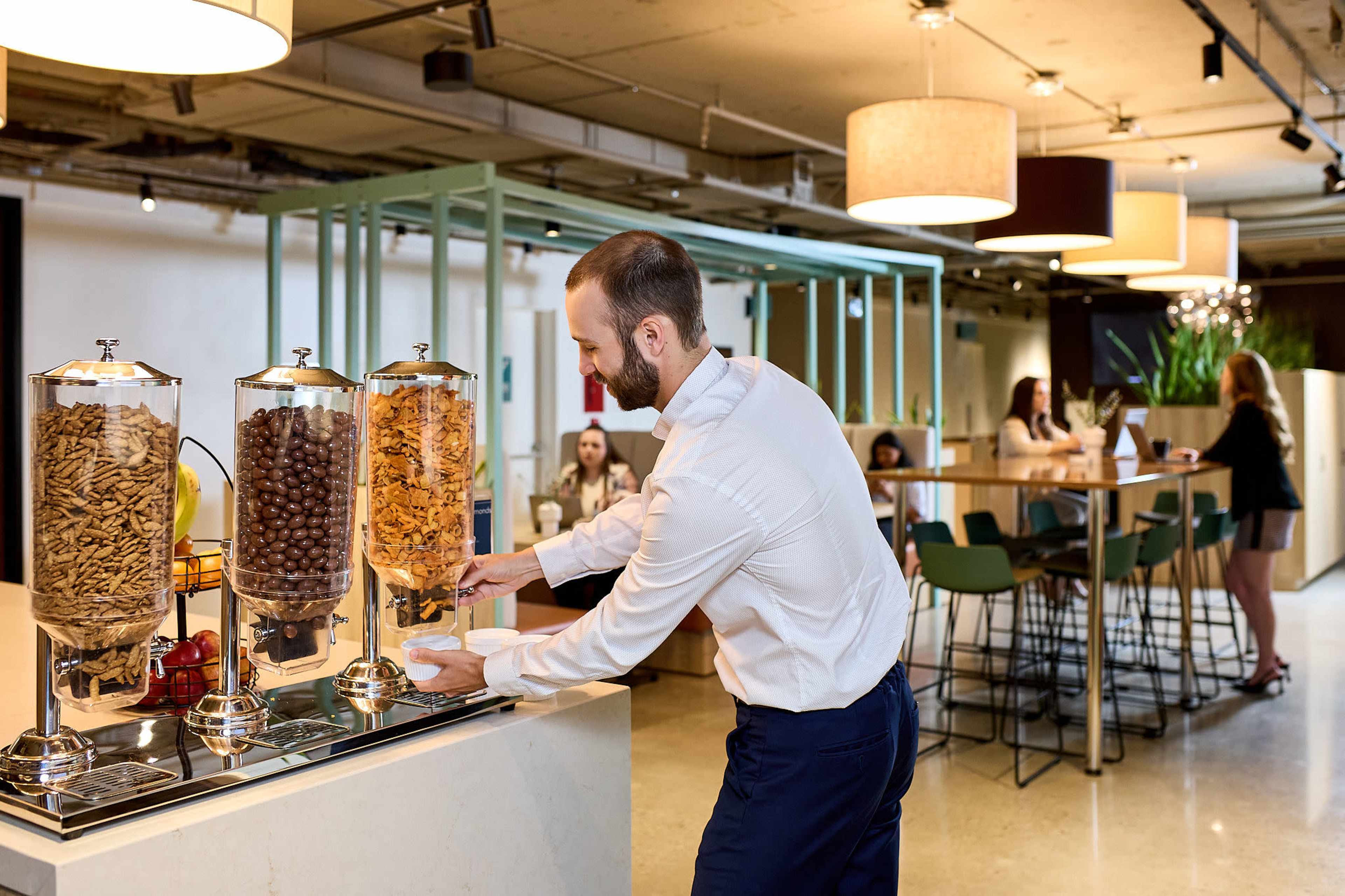 The Queen Street Lounge Image in Byward Market - Parliament Hill, Ottawa, ON