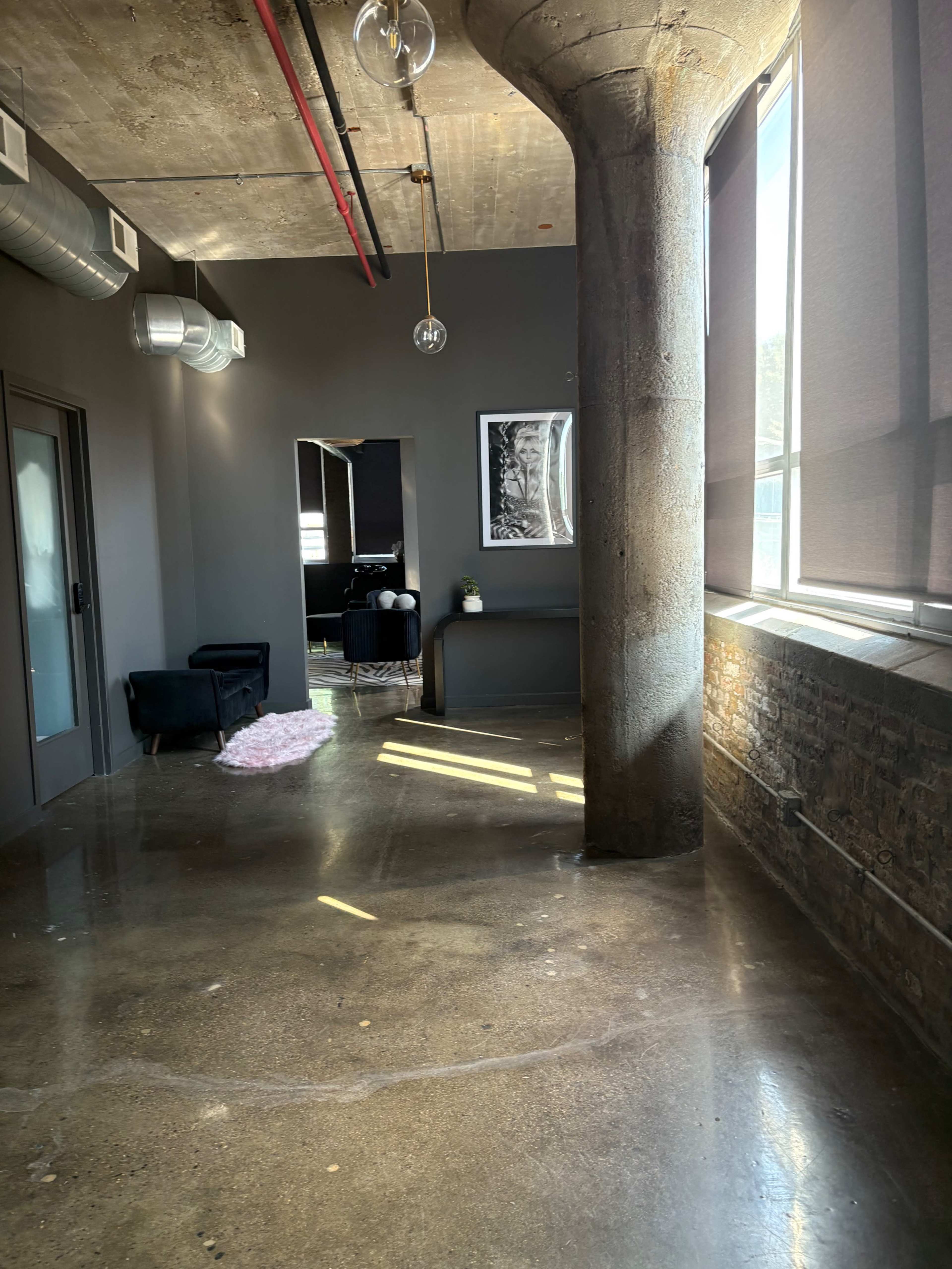 Luxury Industrial Loft for Events, Content ,Wellness, Photography Image in Uptown, Chicago, IL