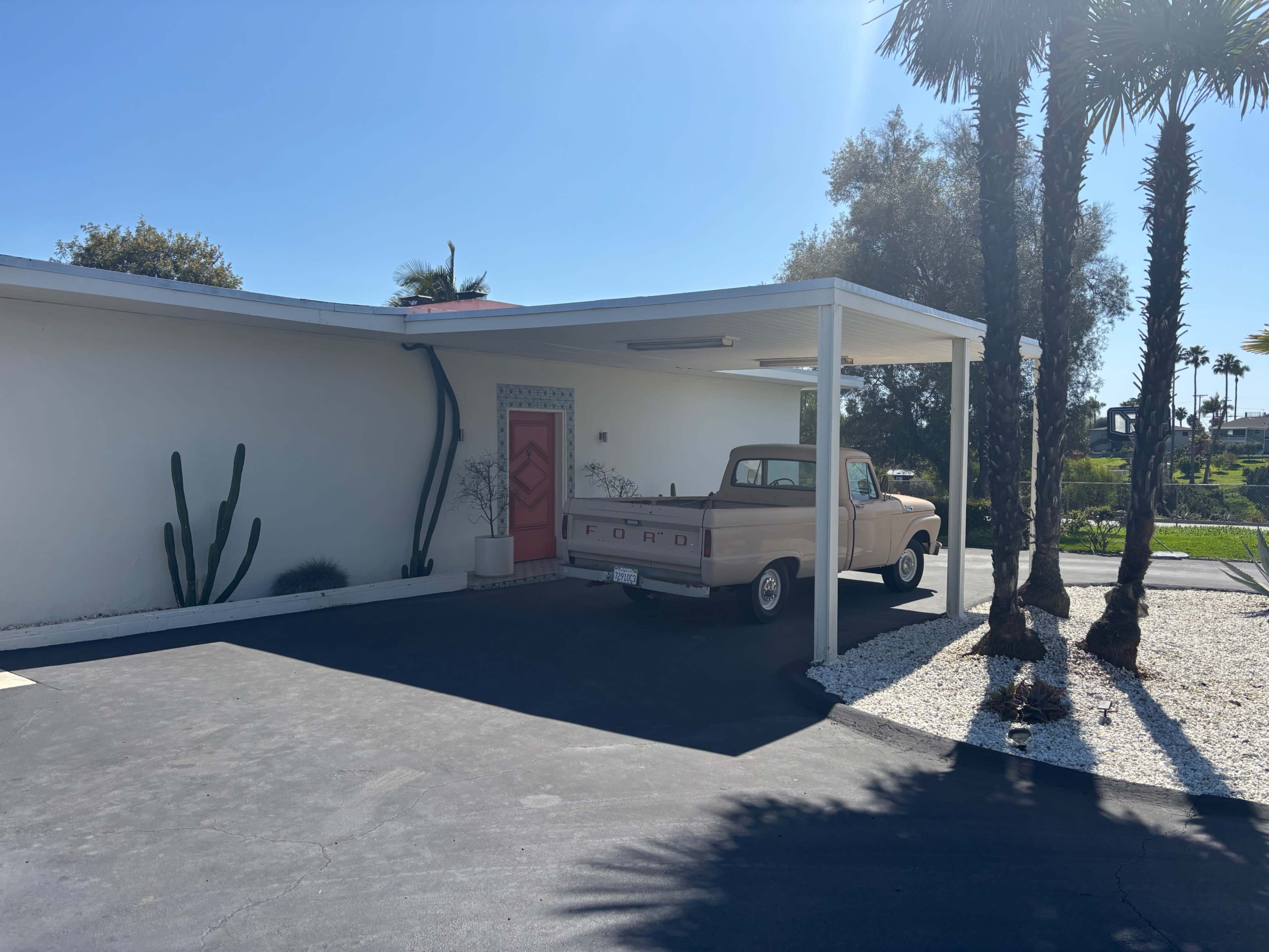 1940s Midcentury Farmhouse Image in Fire Mountain, Oceanside, CA