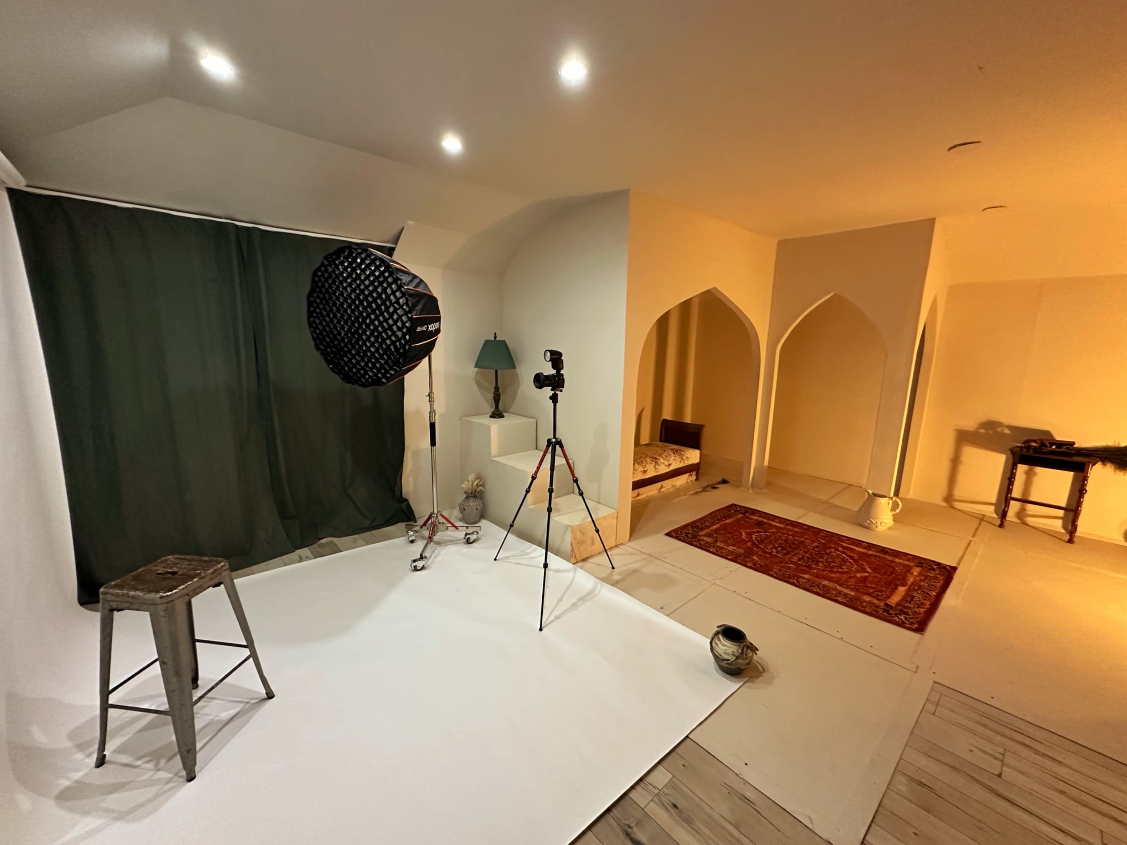 Aesthetic Minimalist Studio with Architectural Arches Image in Newton, Surrey, BC