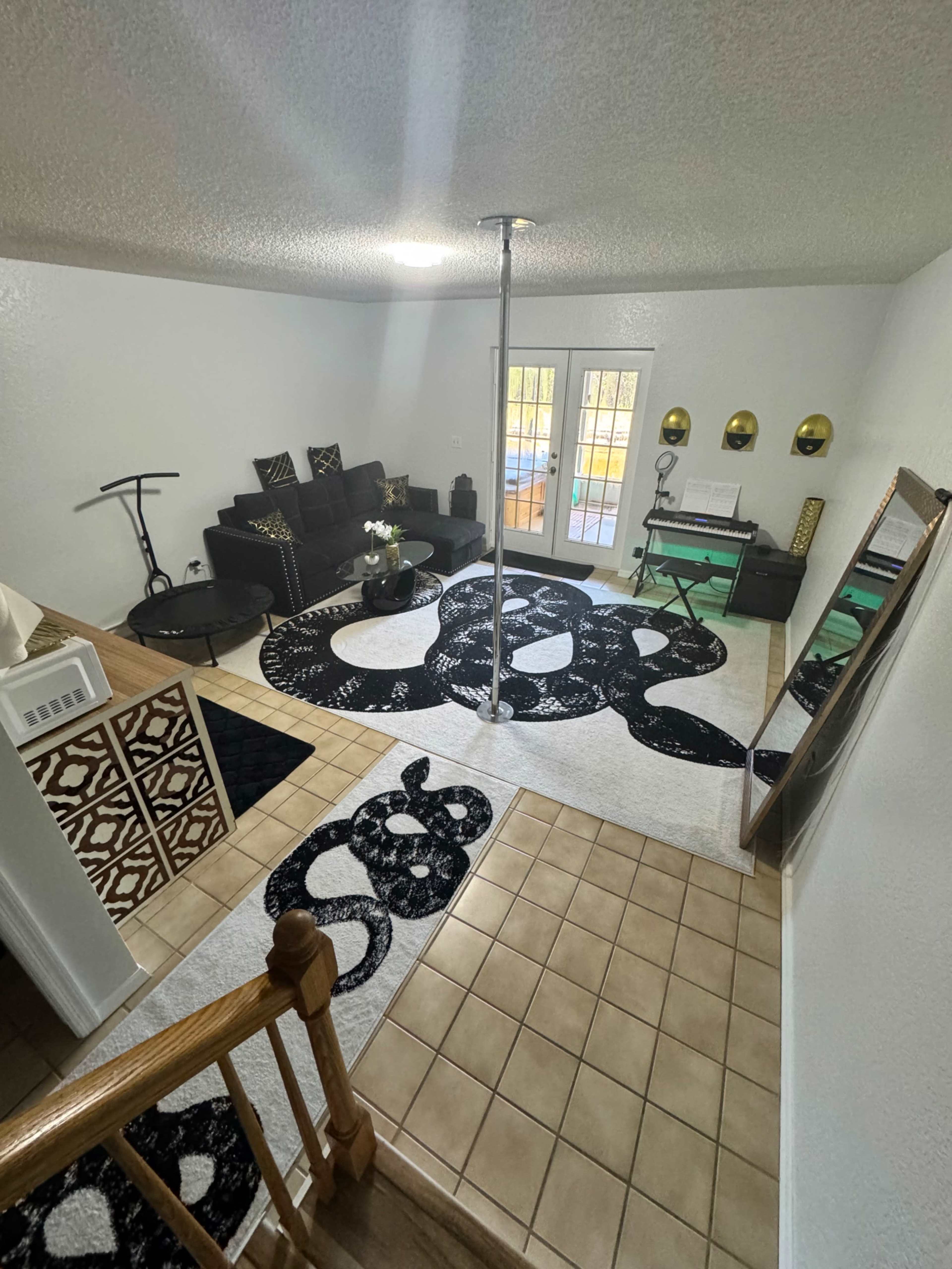 Private Lounge with Hot Tub on the Lake – Perfect for Romantic, Spa Nights & Events! Image in , Seminole, FL