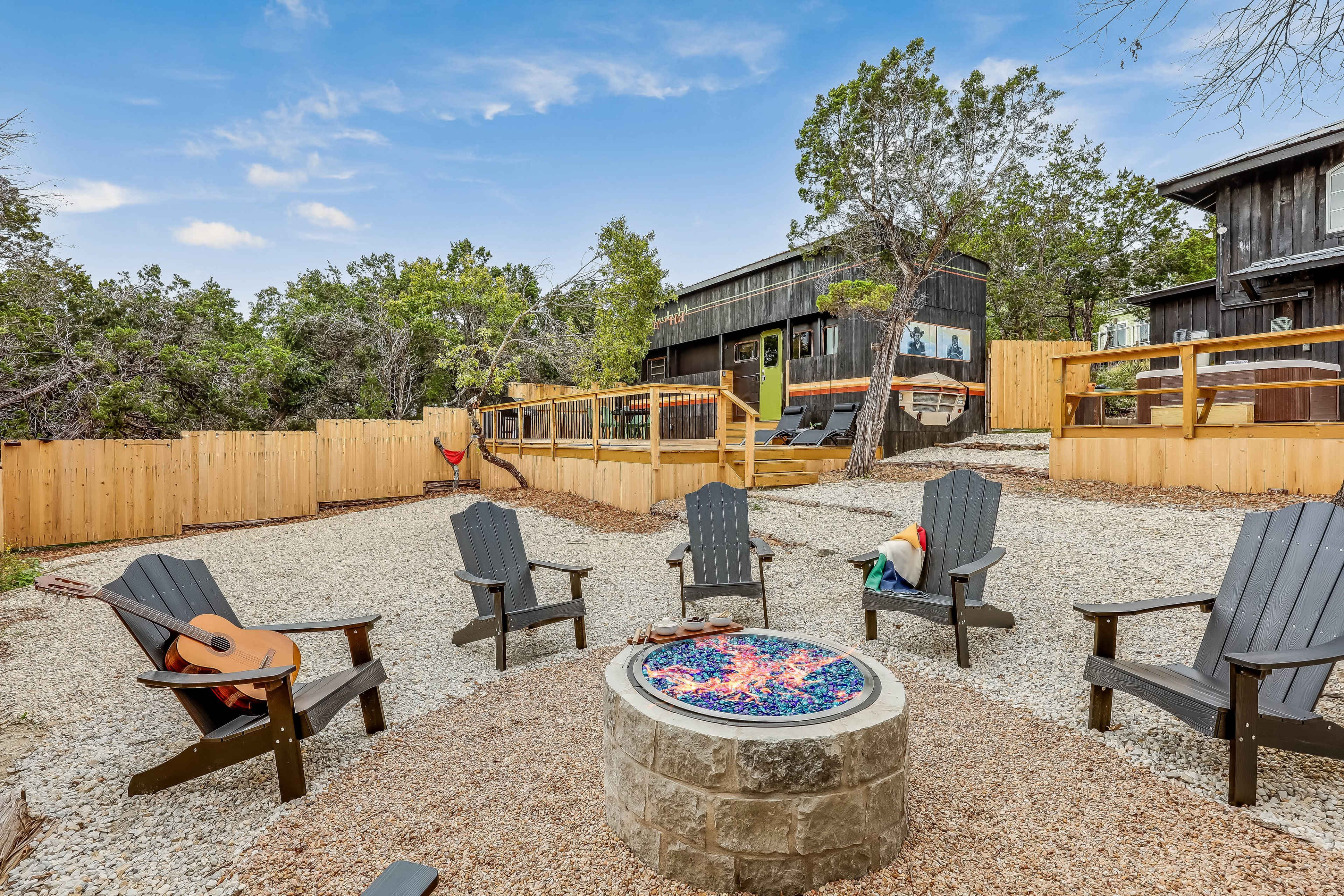Summer camp vibes! Hill Country Oasis with fire pit and hot tubs; Perfect for small retreats Image in , Jonestown, TX