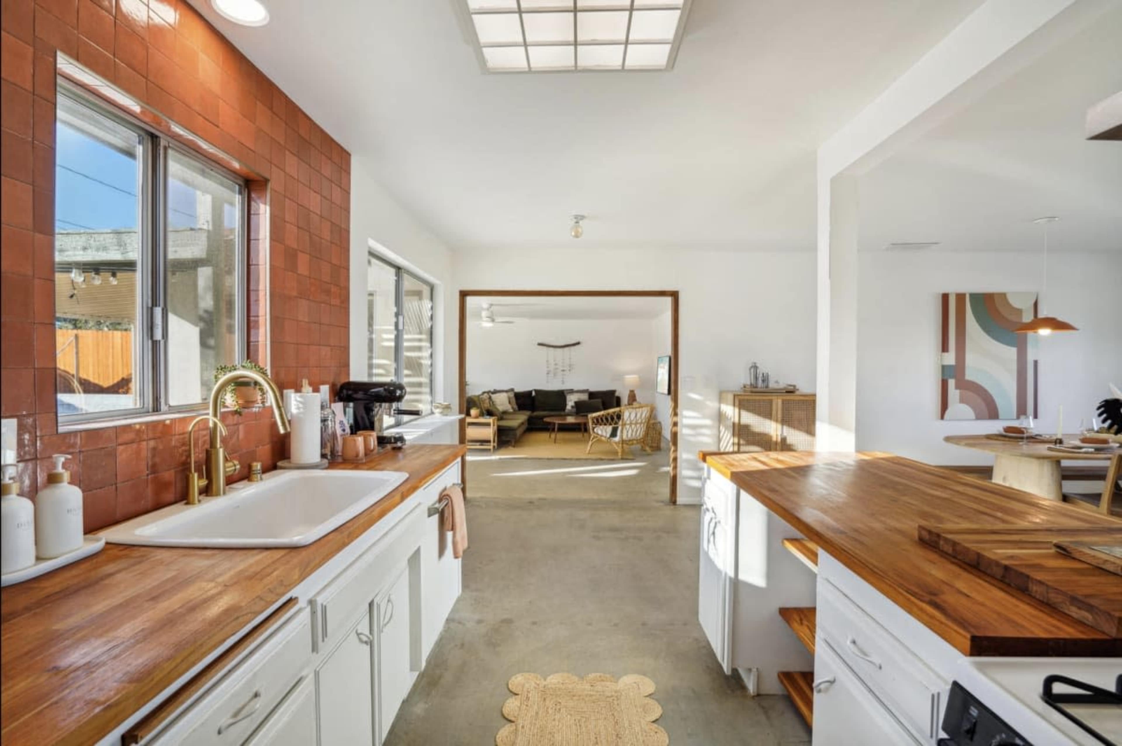 Bright, Open Desert Oasis Image in Yucca Valley, Yucca Valley, CA