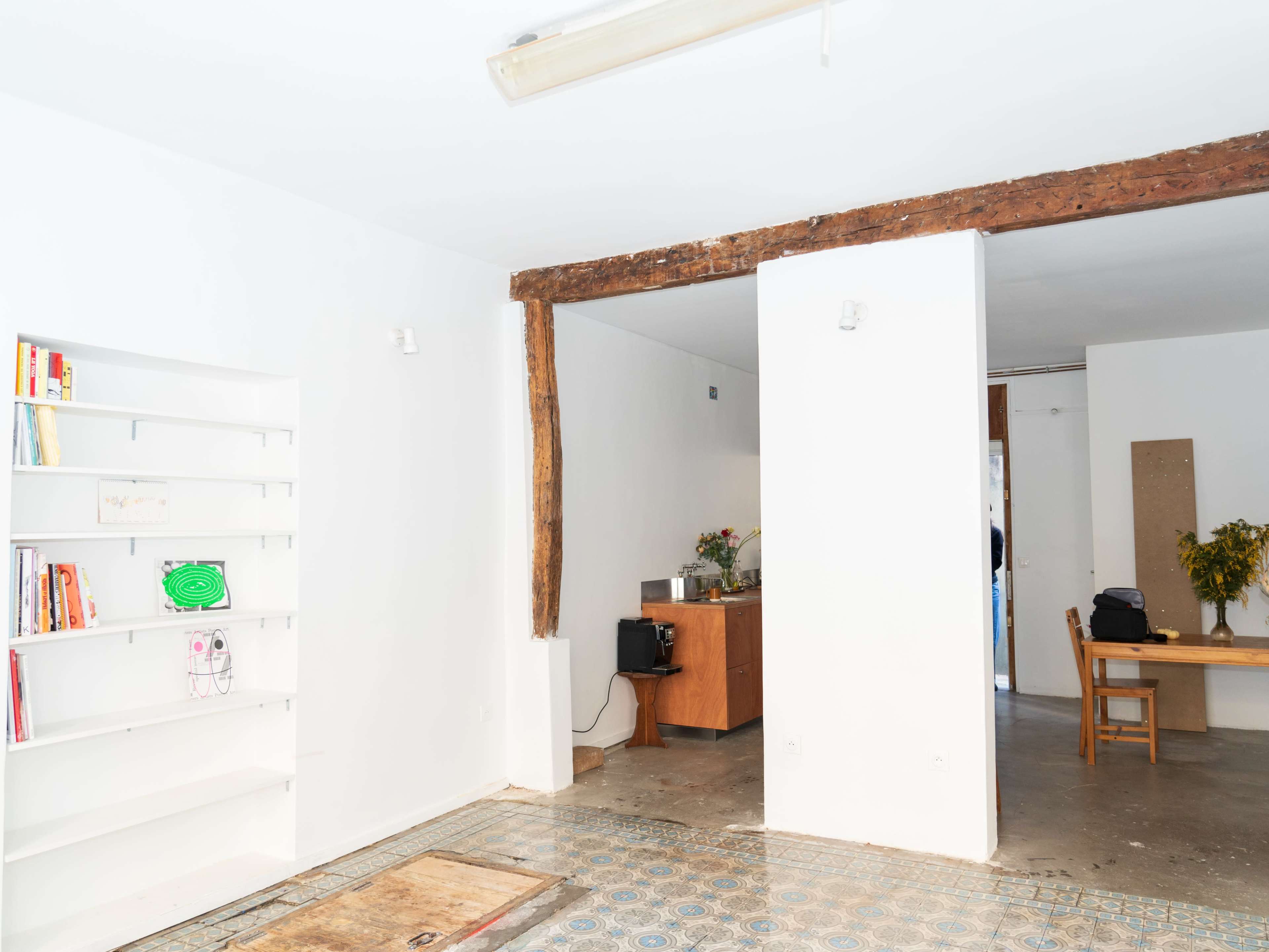 Espace avec vitrine sur rue dans le 11ème Image in Roquette, Paris, 