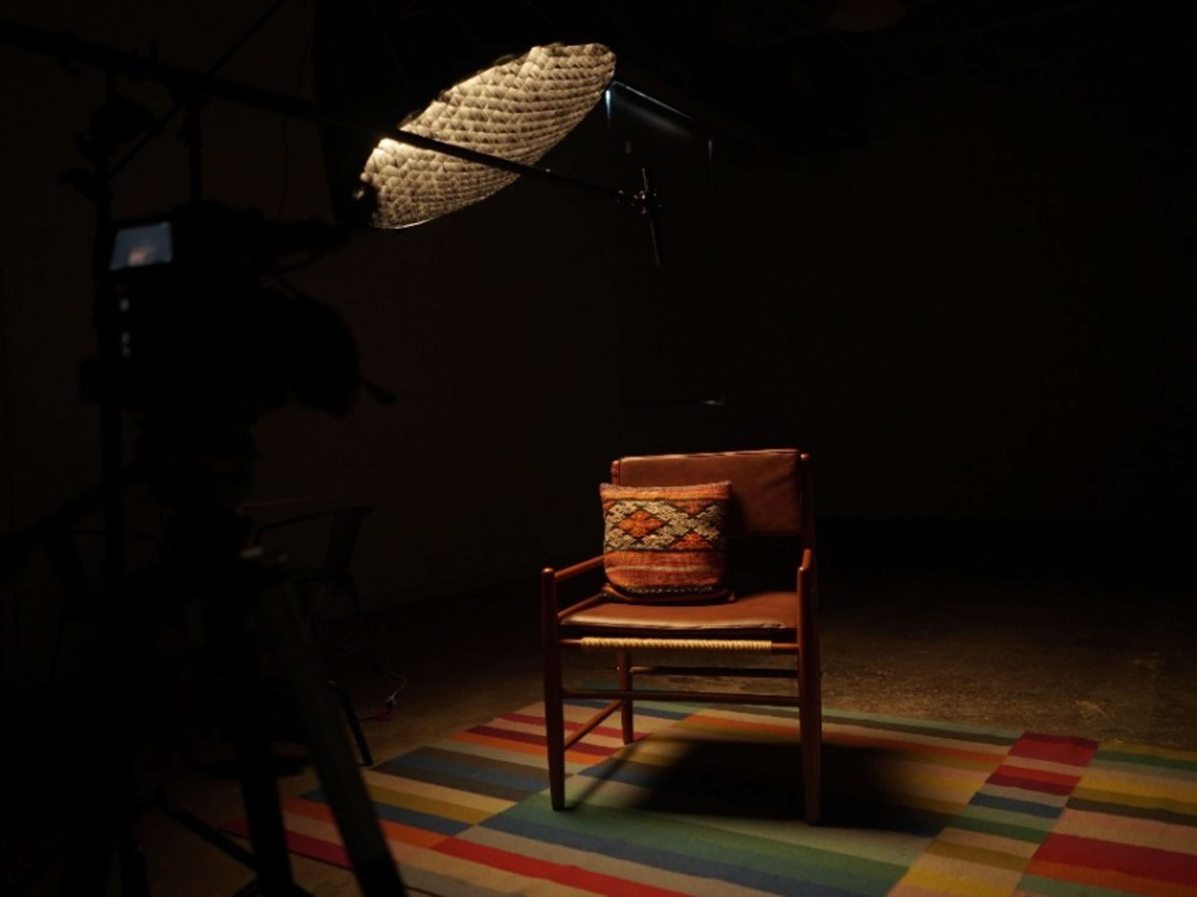 Black Out Studio - Full Light Control
