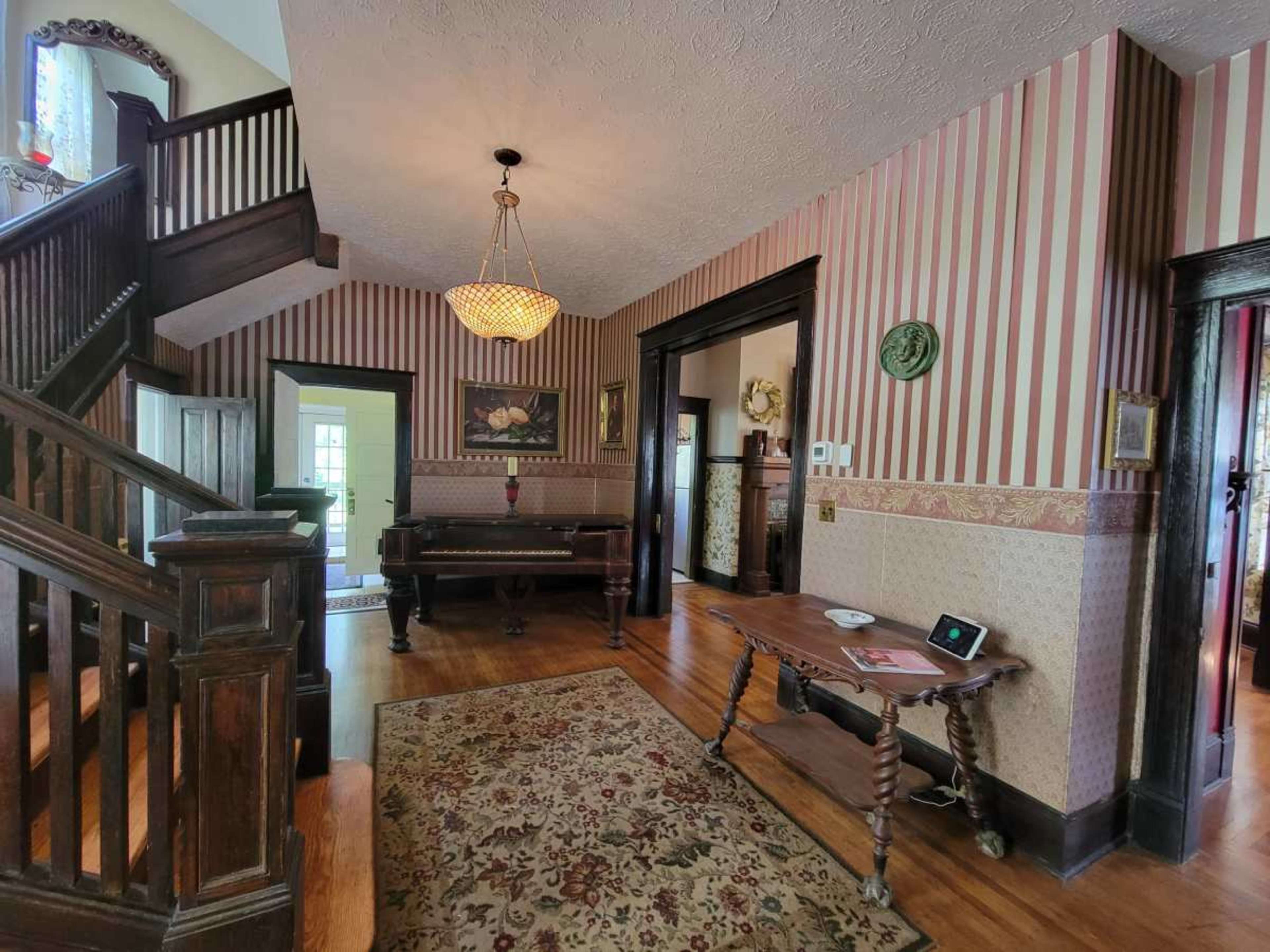 Historic Springfield home Image in Urban Core, Jacksonville, FL