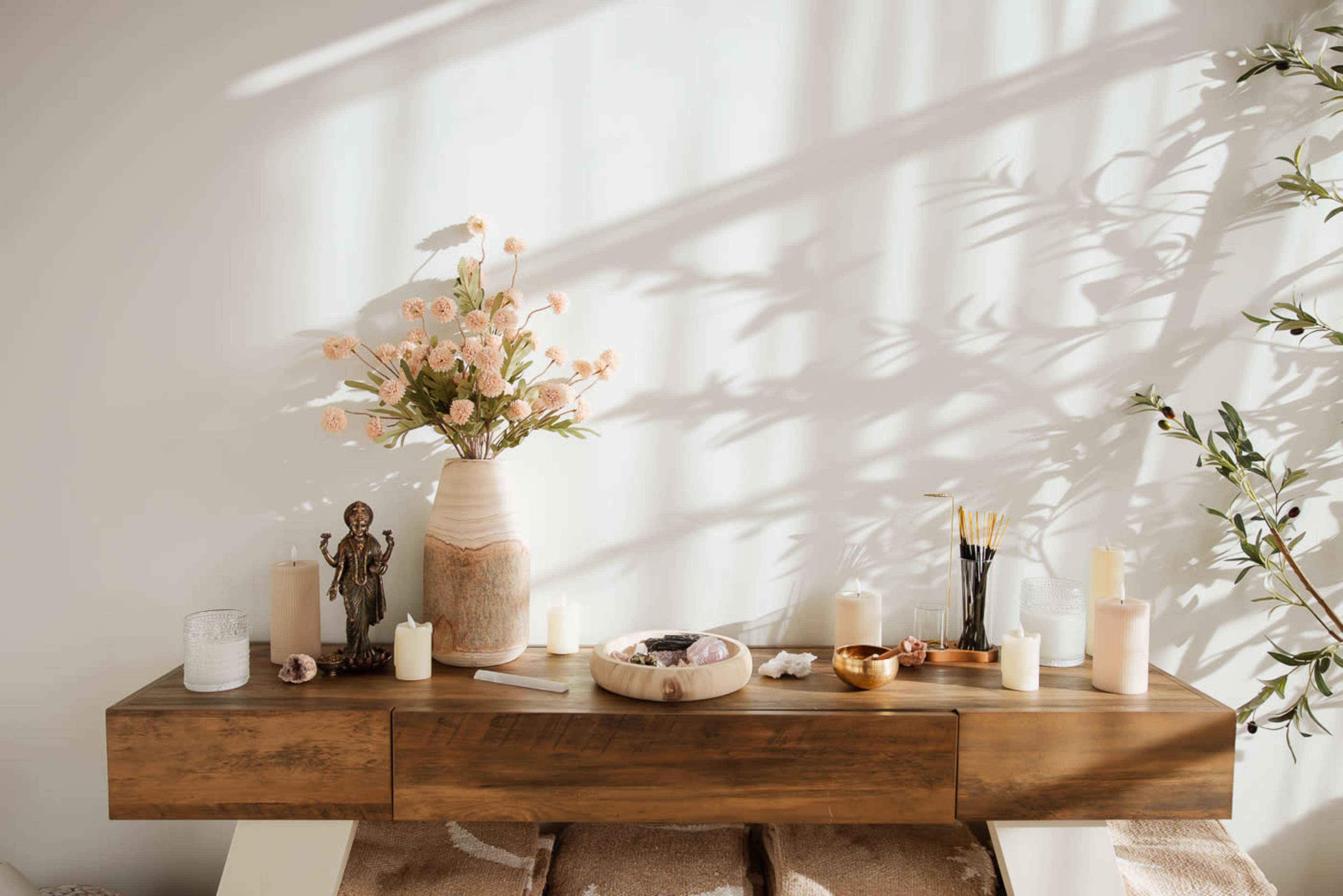 Cozy Natural Light Wellness Studio with Neutral Aesthetic in Castleberry Hill Image in Downtown Atlanta, Atlanta, GA