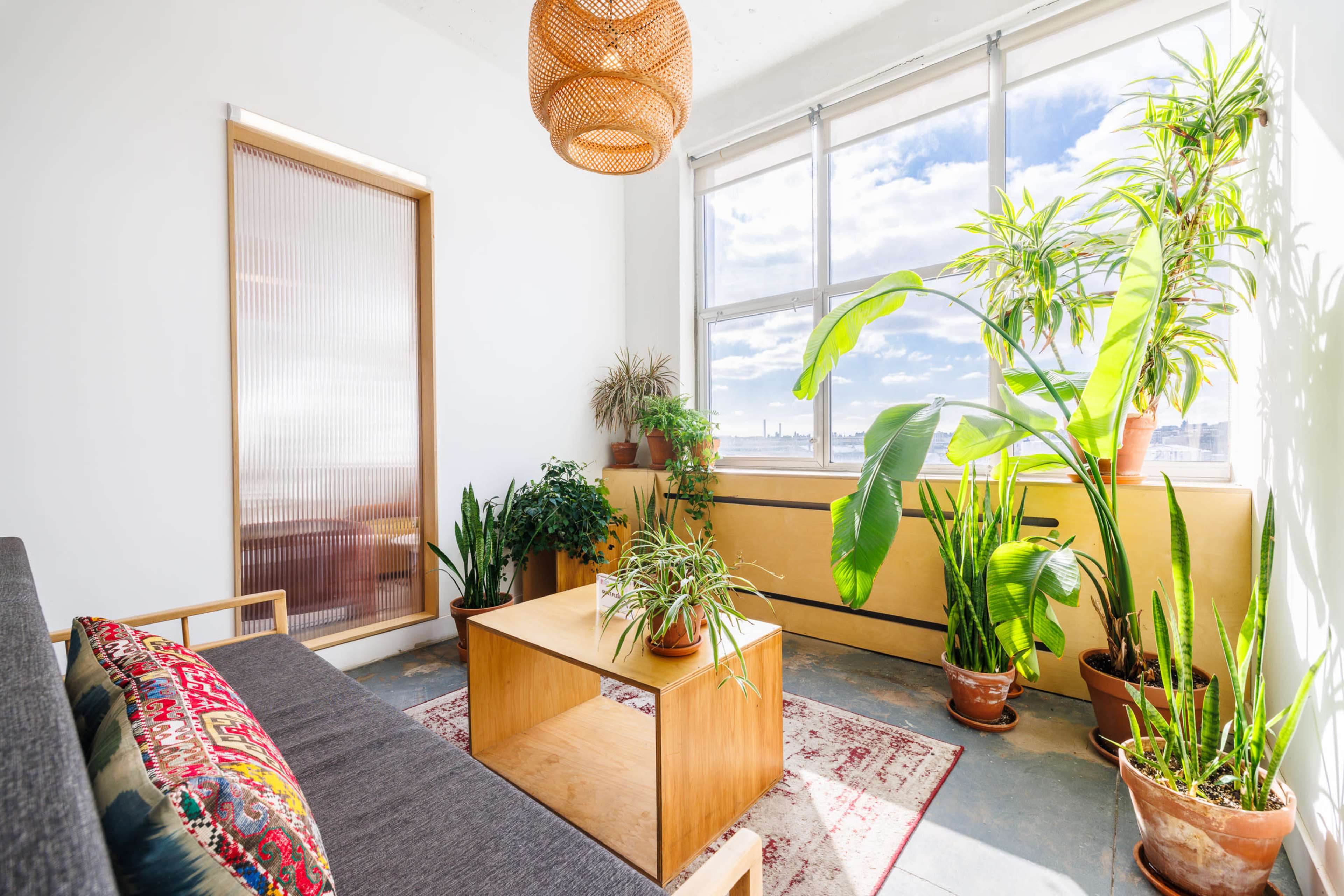Long Island City Private Office Space with Manhattan Skyline View Image in Long Island City, Long Island City, NY