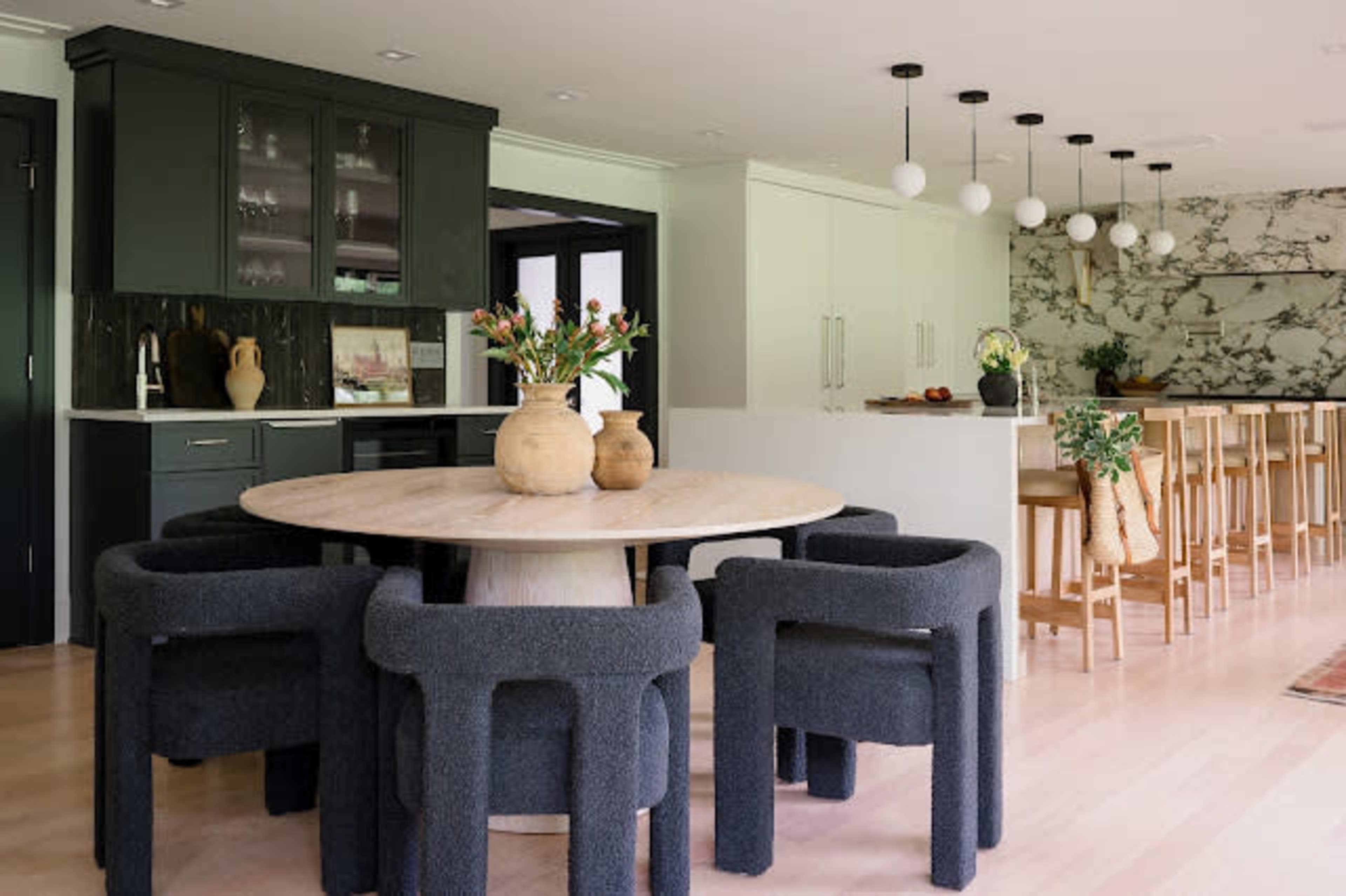 Designer Luxury Modern with Multiple Backdrops and Natural Light and Stone Image in Milton Township, Glen Ellyn, IL