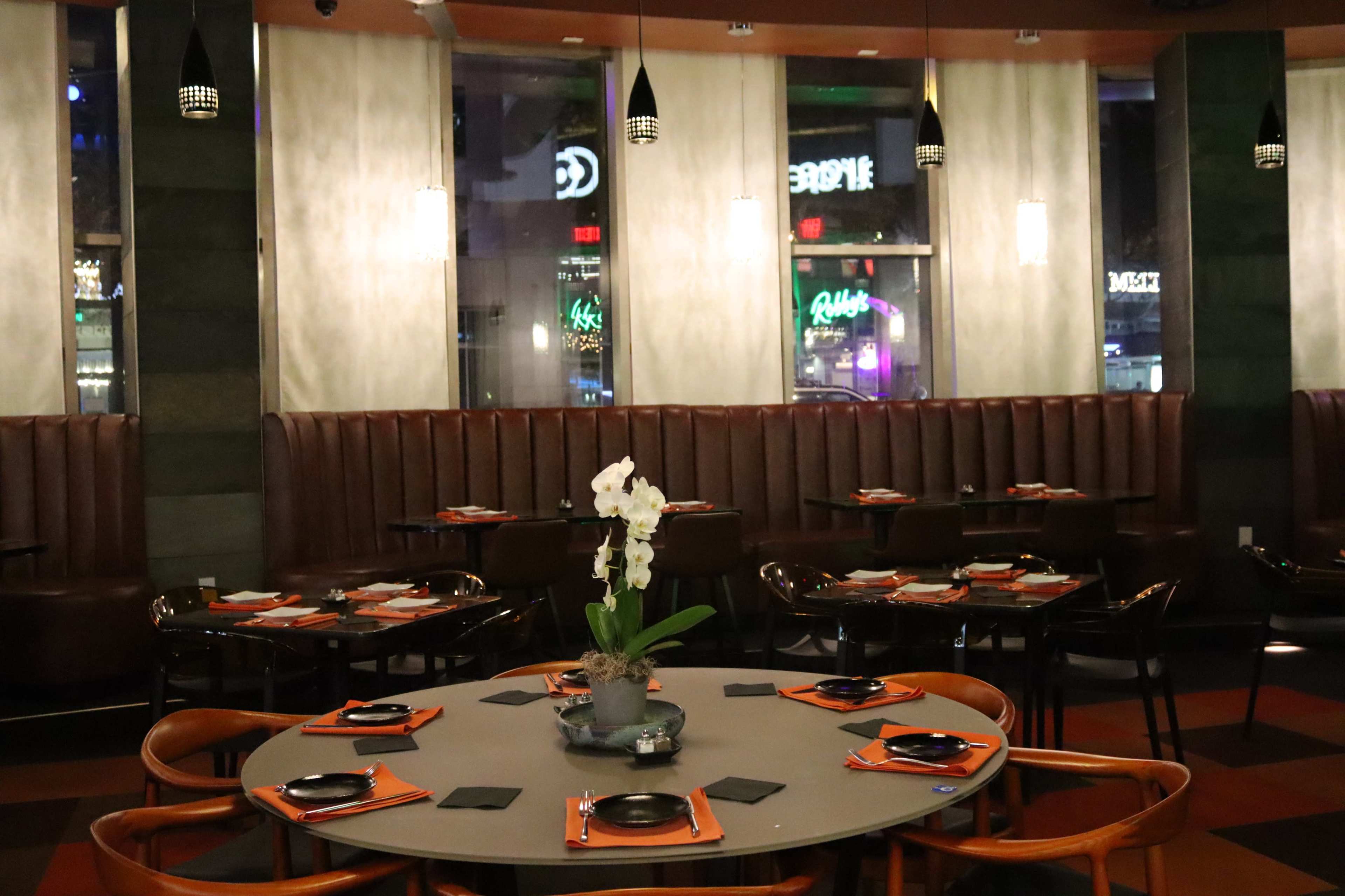 West Hollywood, Casually chic, beautiful, a must see restaurant Image in Central LA, West Hollywood, CA