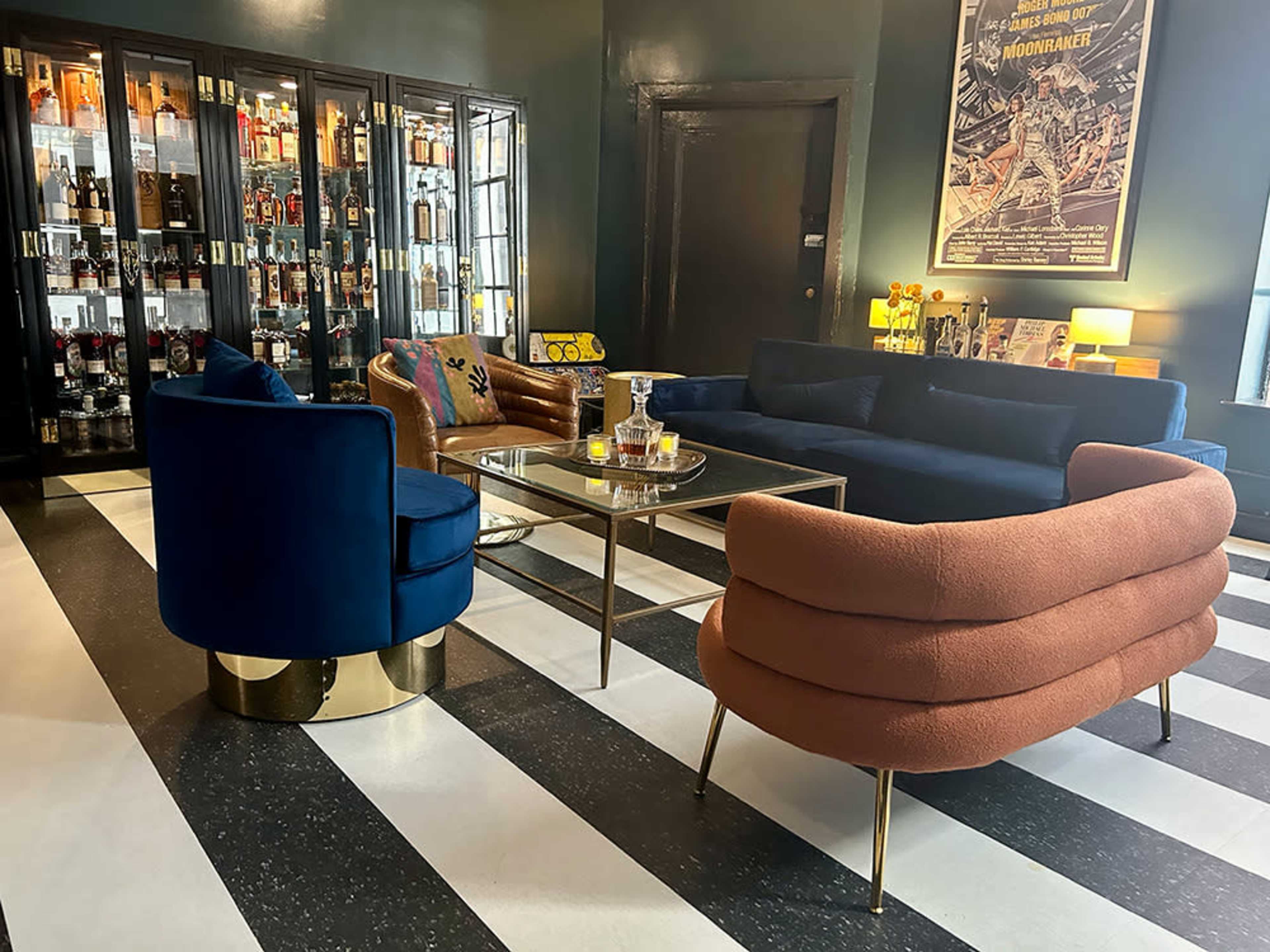 Whiskey Club / Lounge, 600 Square Feet on the Upper West Side Image in Upper West Side, New York, NY