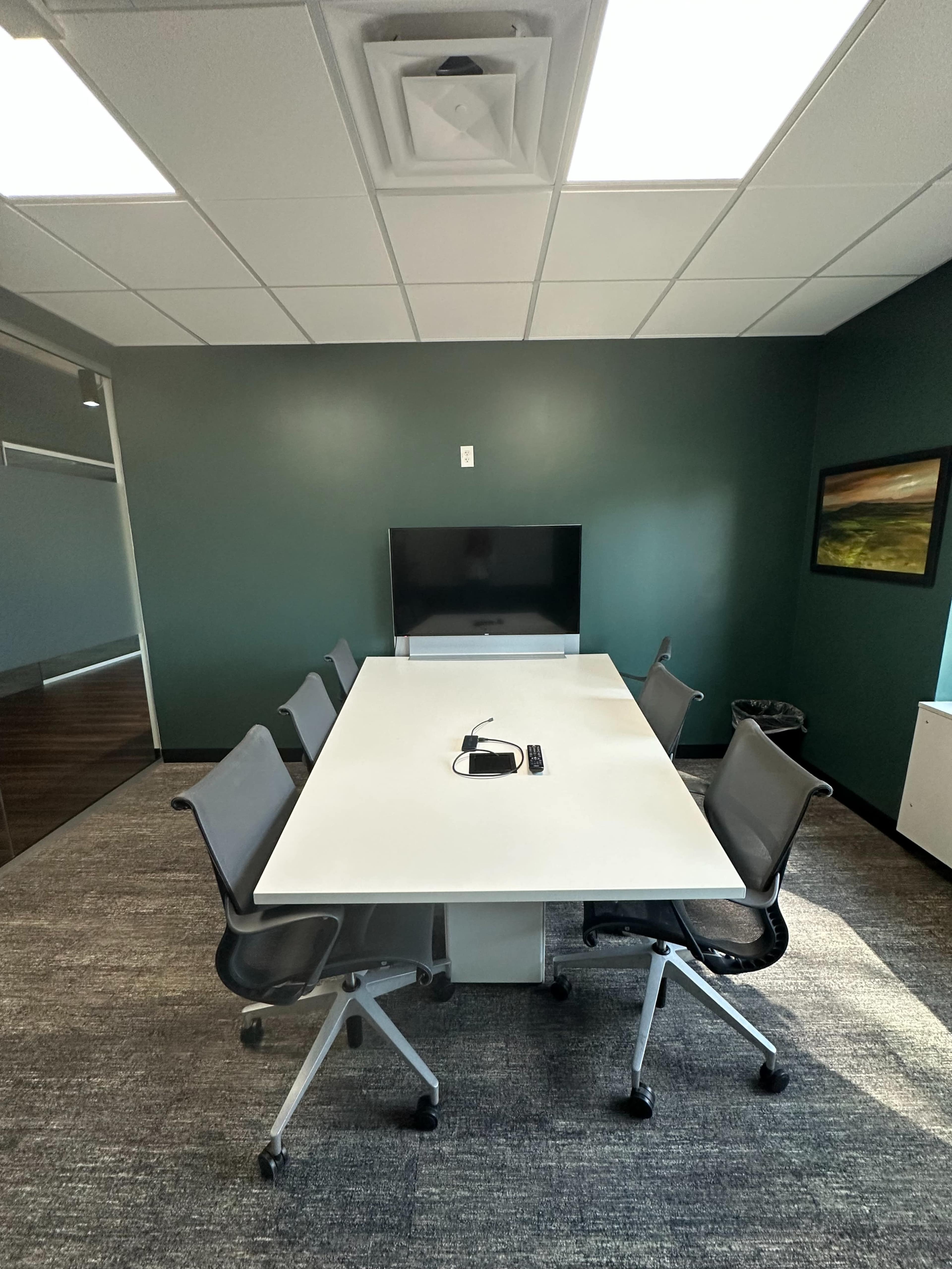 6 Person Conference Room Image in Greenwood Village, Englewood, CO