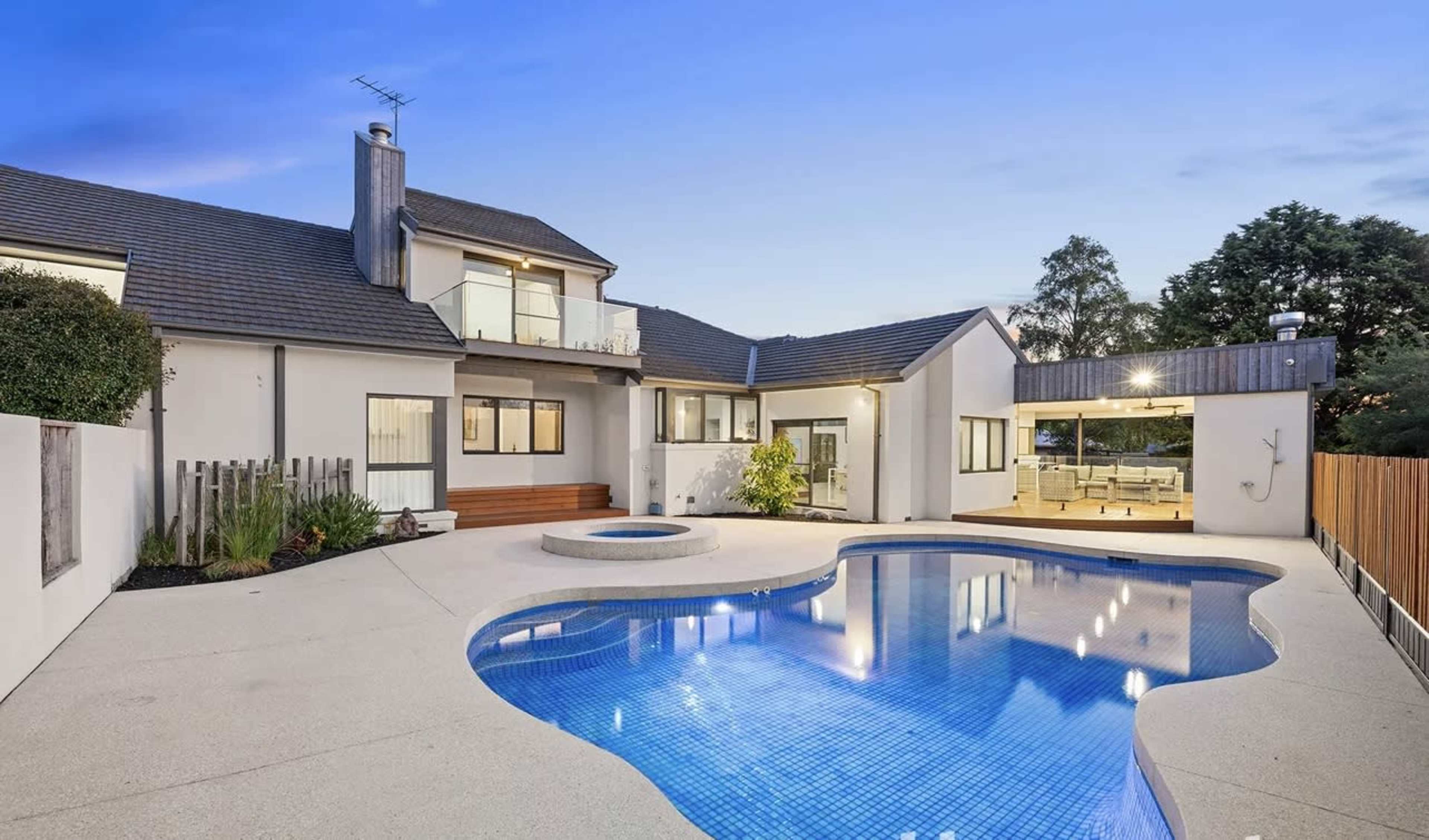 Beautiful spacious house Image in Rowville, Lysterfield, VIC