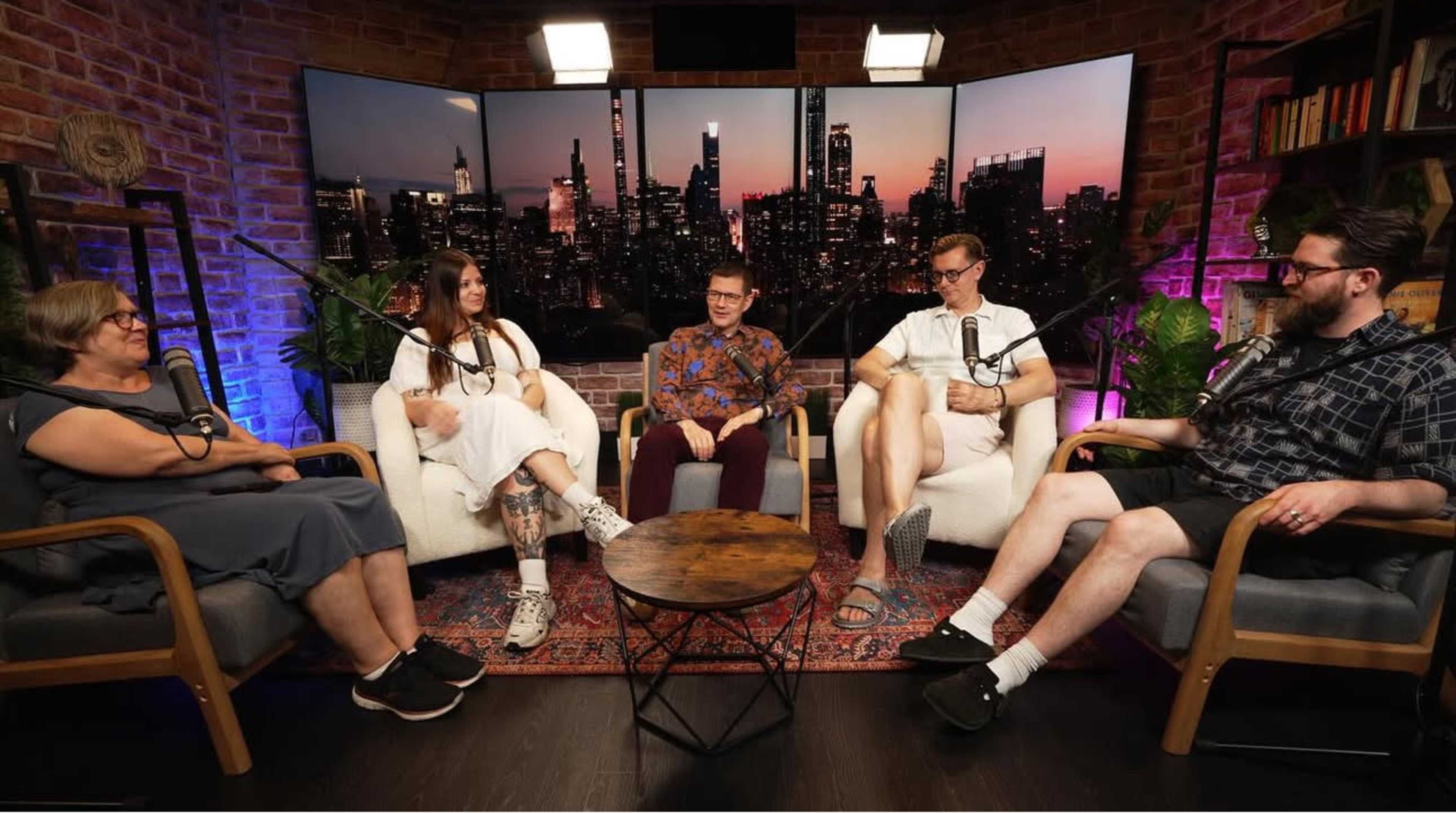 Broadcast and Podcast Studio Image in Hammersmith, London, ENG