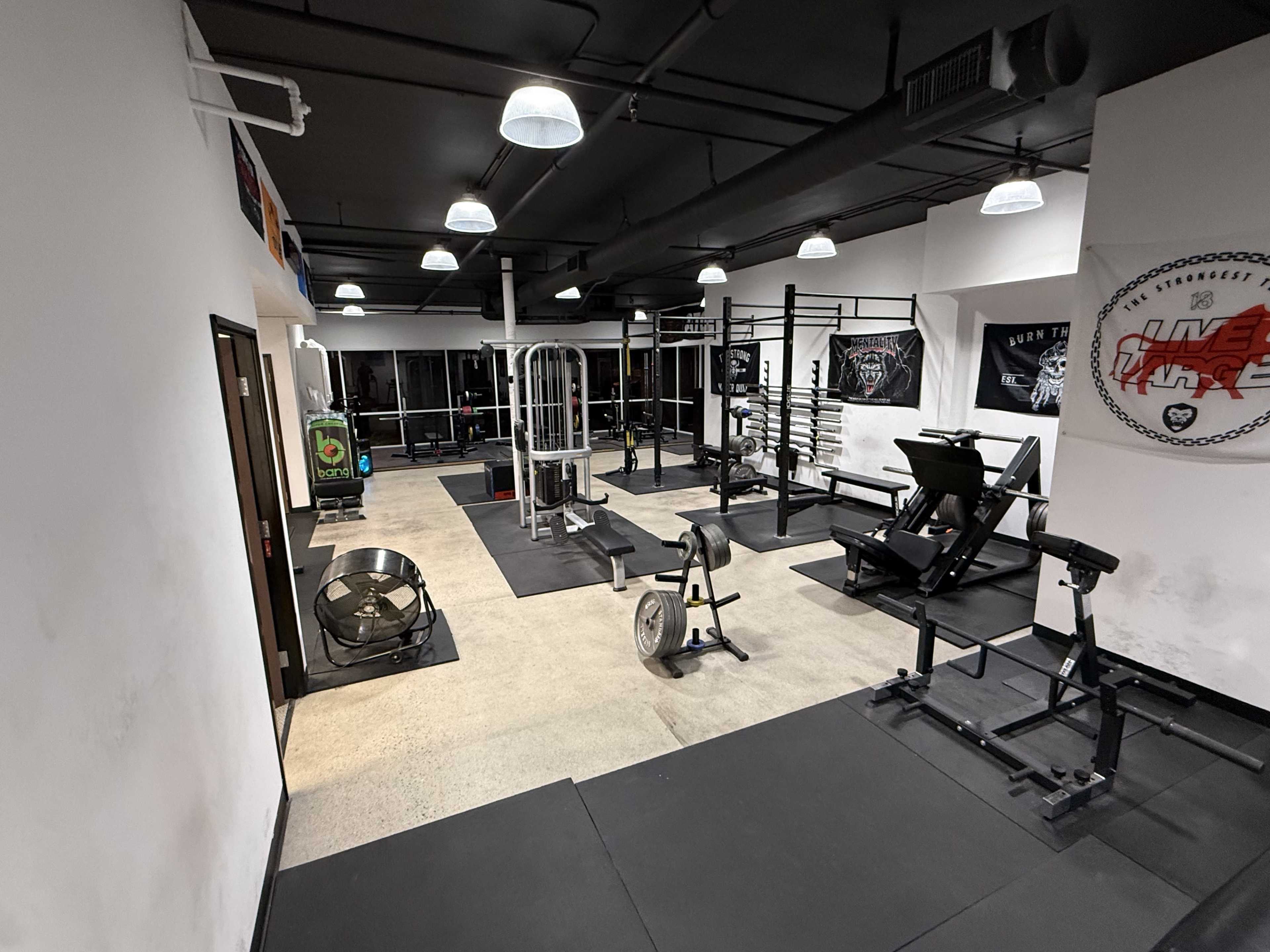 2,300 Sq Ft Private 24 Hour Gym Located in Irvine Image in Irvine Business Complex, Irvine, CA