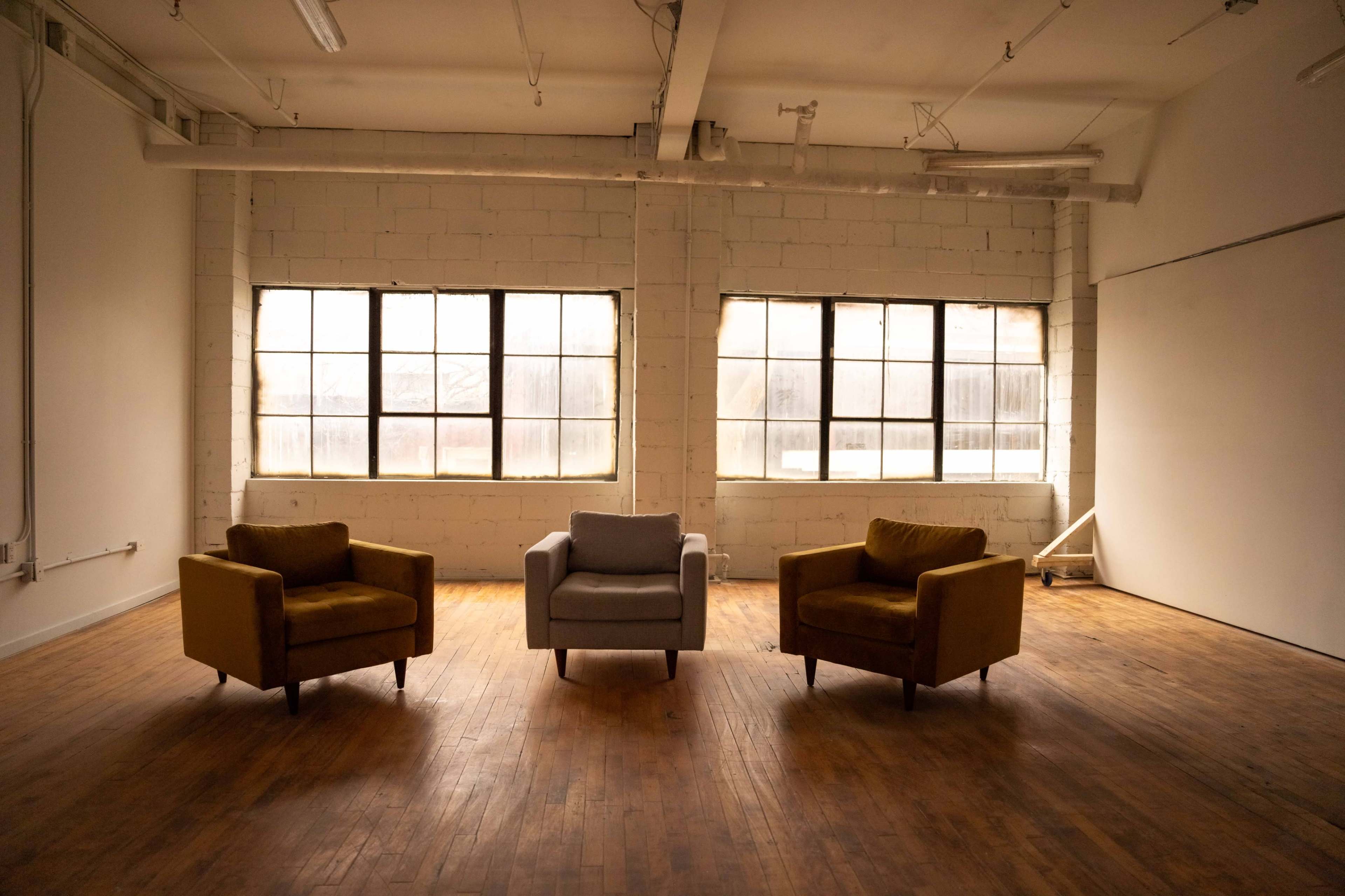 Queen West Multi Studio facility Image in Niagara, Toronto, ON