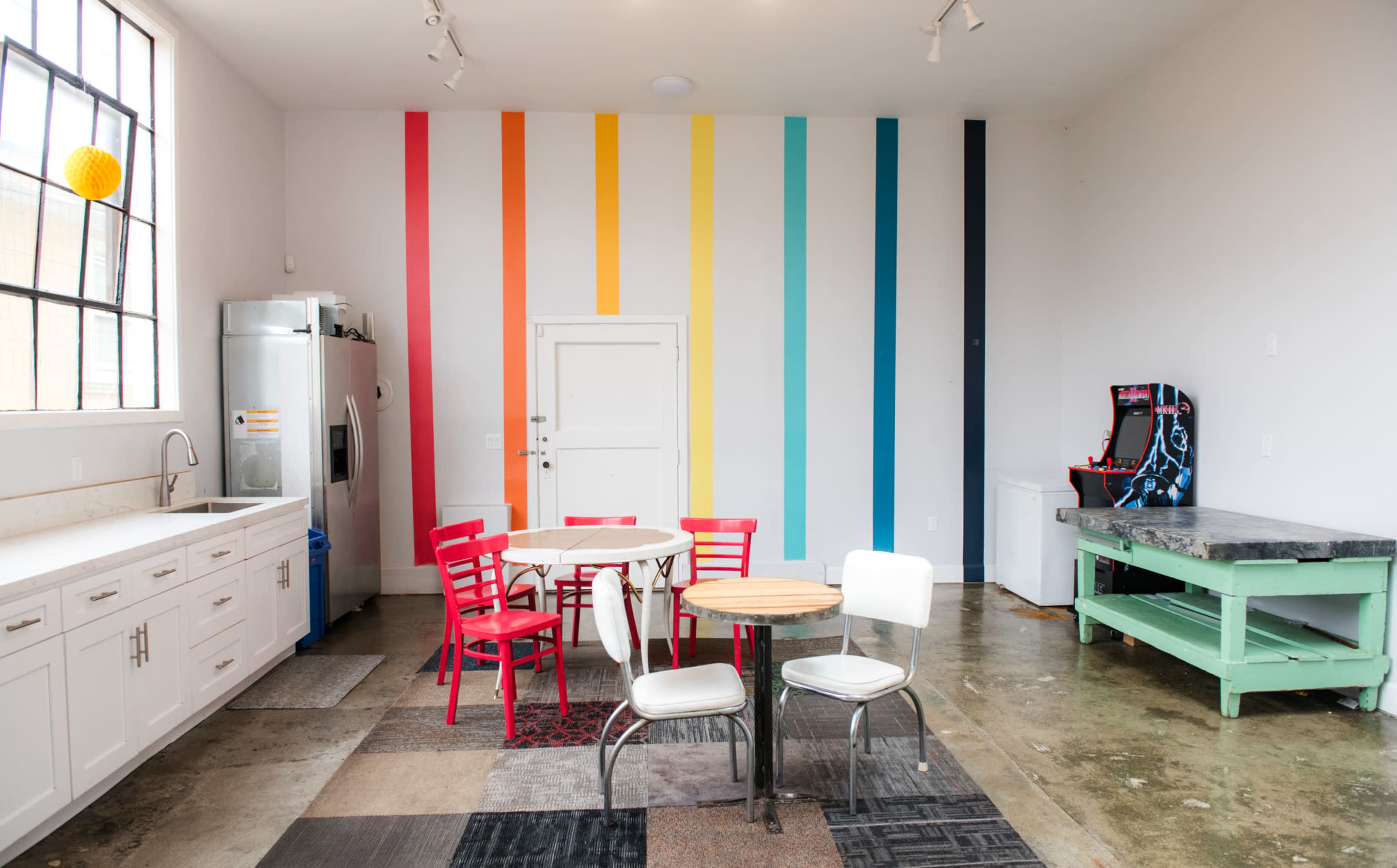 City party/meeting space with lots of light Image in West Portal, San Francisco, CA