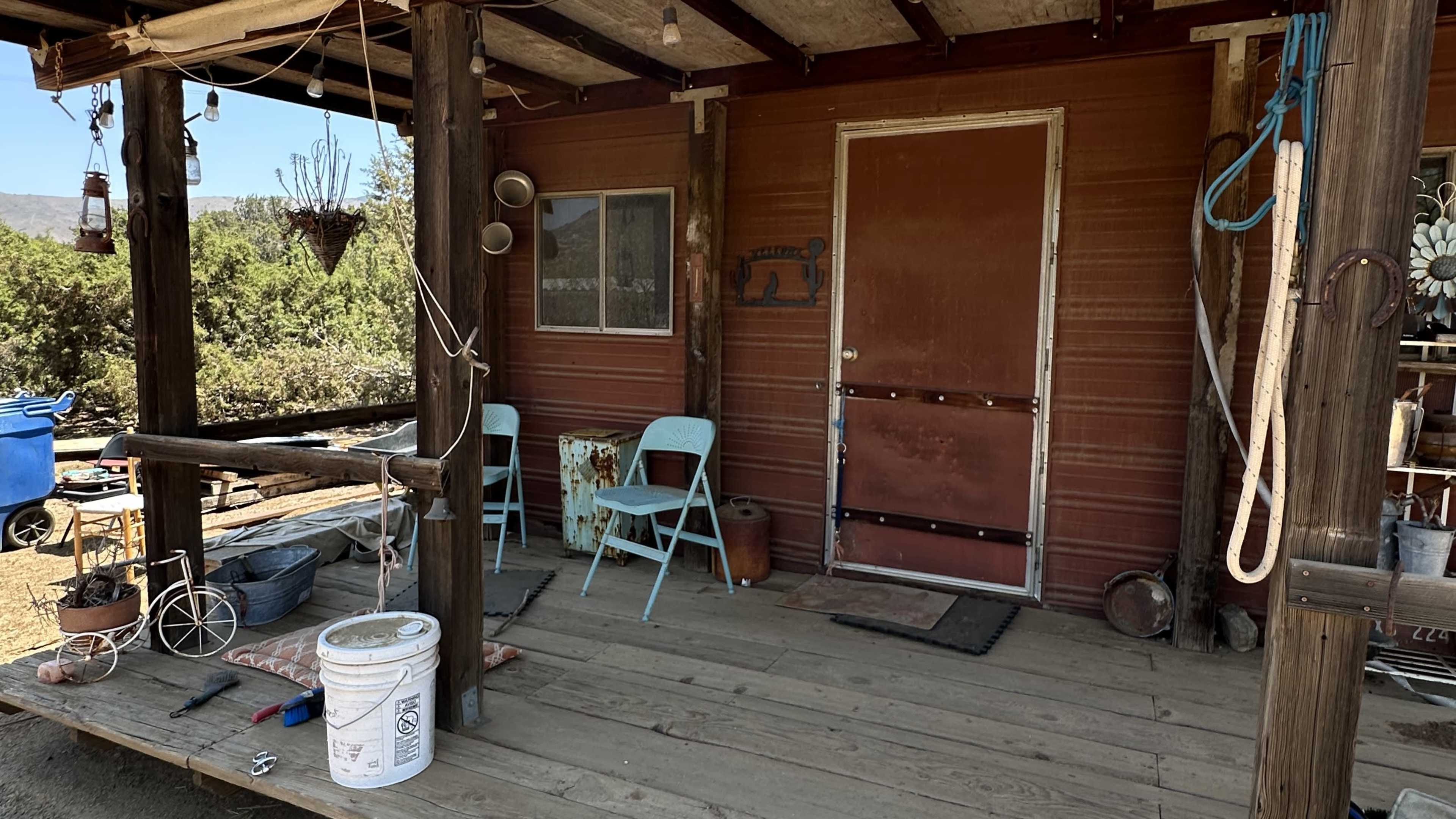 Desert Getaway for your photo shoots, hub, office space, basecamp, art studio Image in Agua Dulce, Agua Dulce, CA