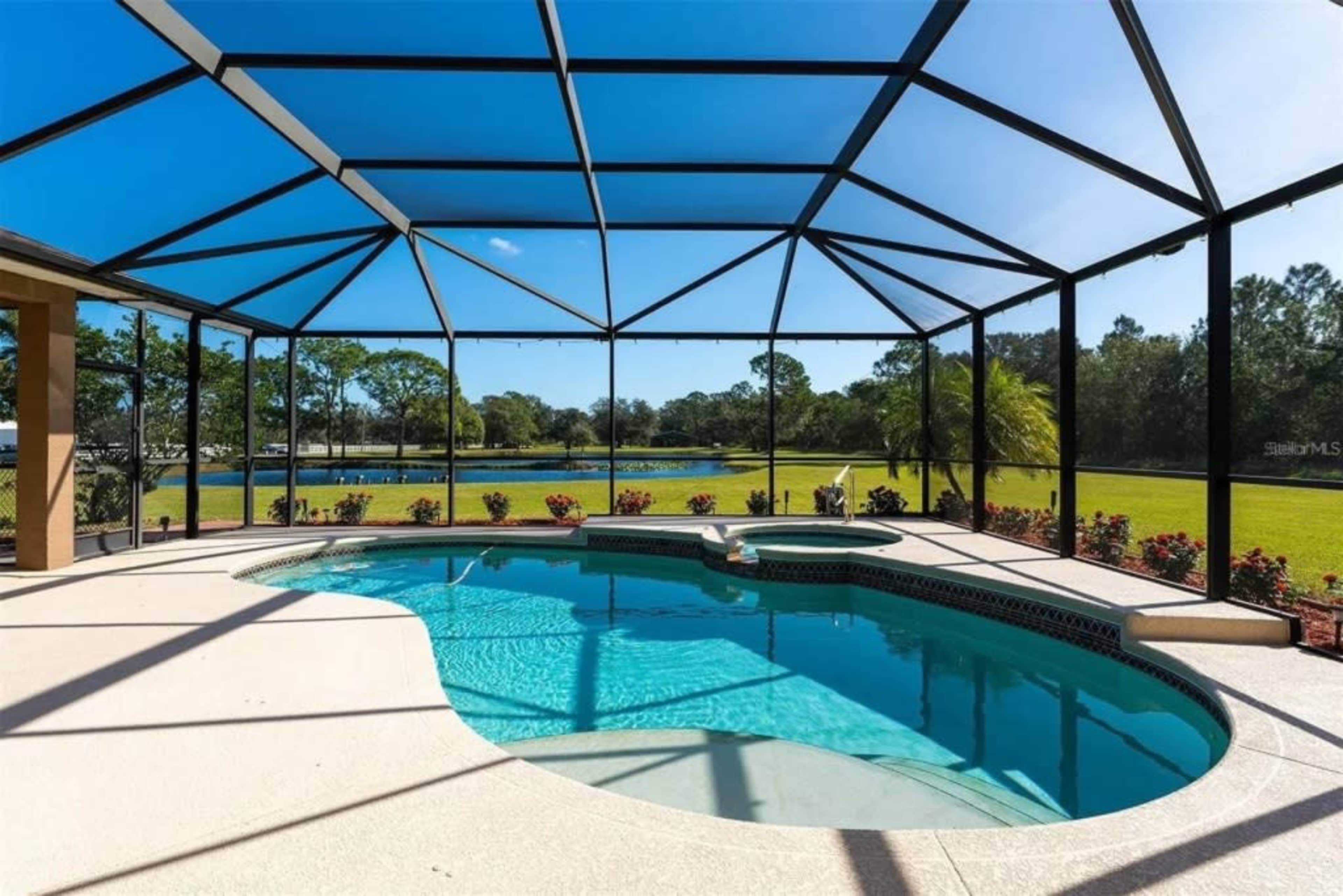 Private Sarasota Estate for Weddings | Outdoor Ceremony & Reception Space Image in Lakewood Ranch, Bradenton, FL