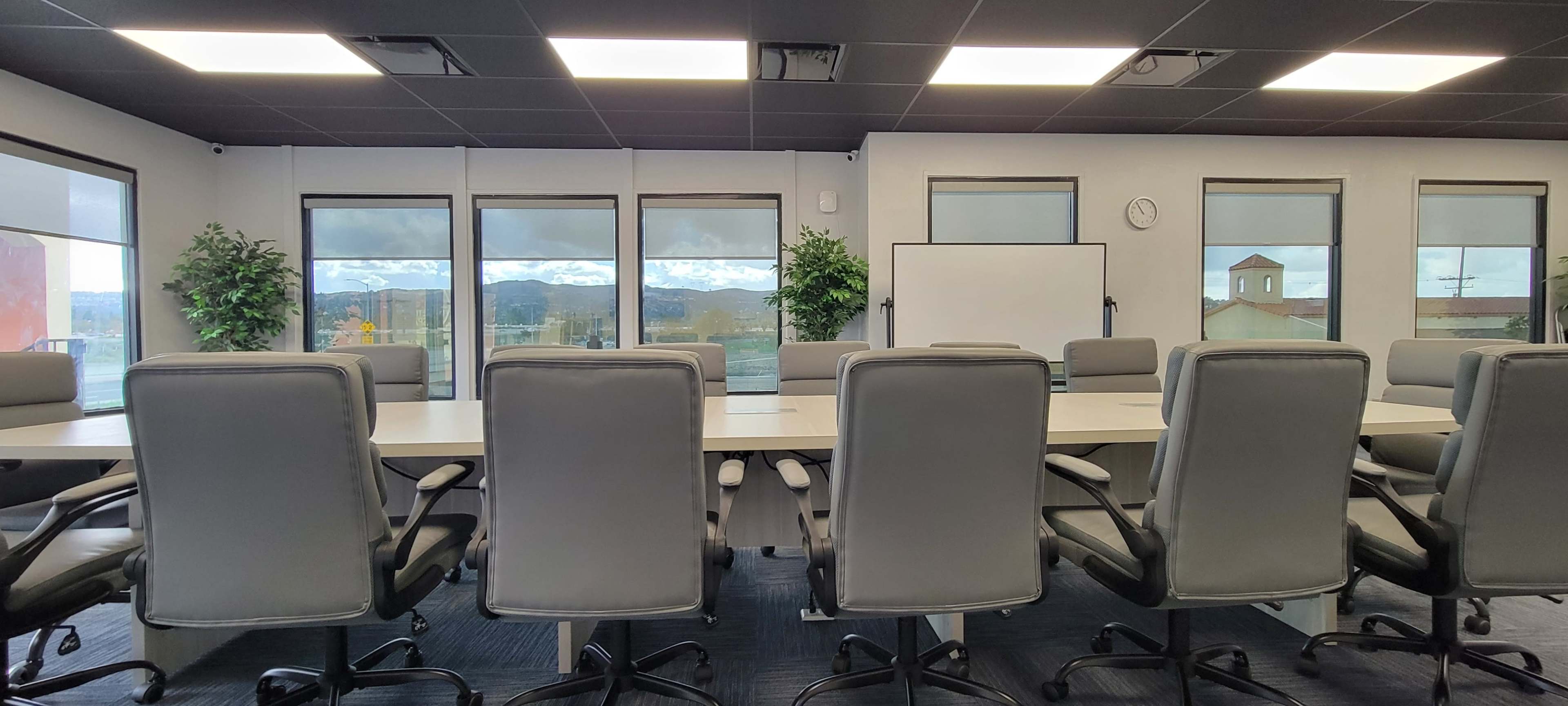 Spacious Modern Meeting Venue with Free Parking Image in Anaheim Hills, Anaheim, CA