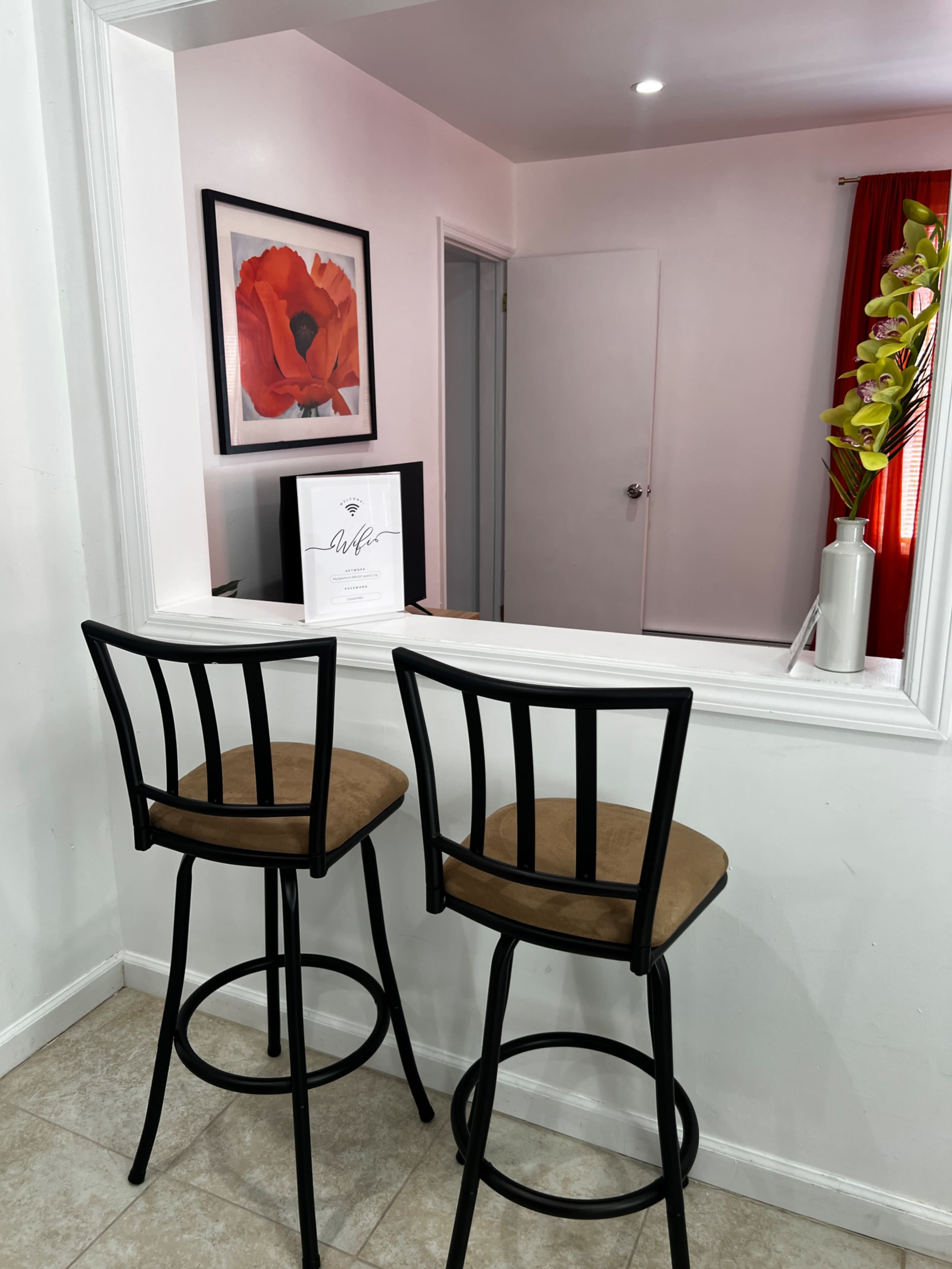 New Rochelle Chic Retreat Image in New Rochelle, New Rochelle, NY