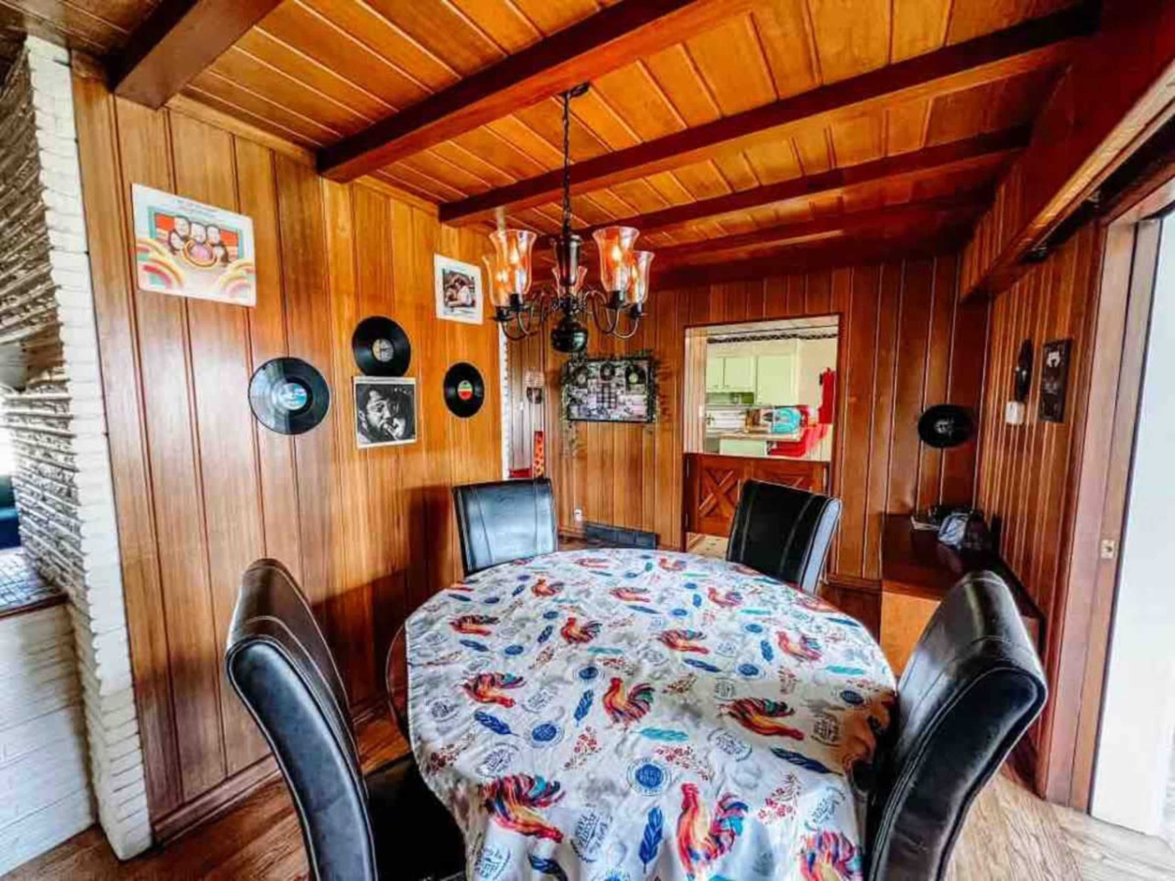 Retro Ranch Image in Decatur, Indianapolis, IN