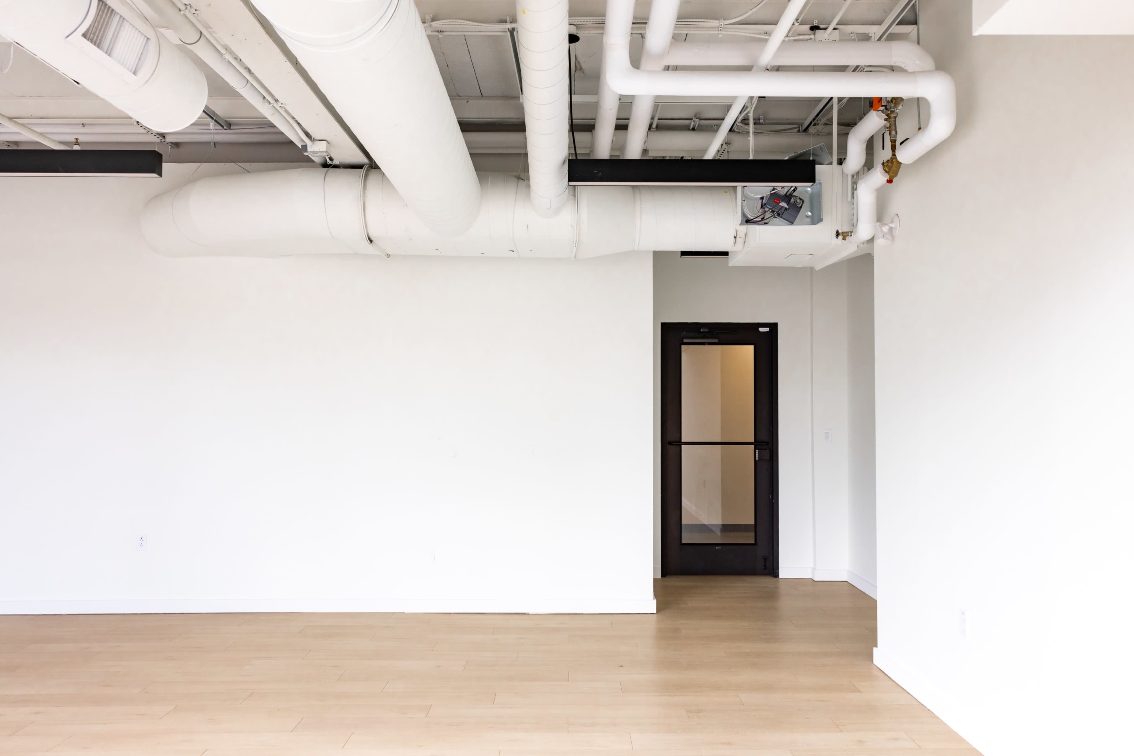 City studio with Green Space & Skyline View Image in Ohio City, Cleveland, OH