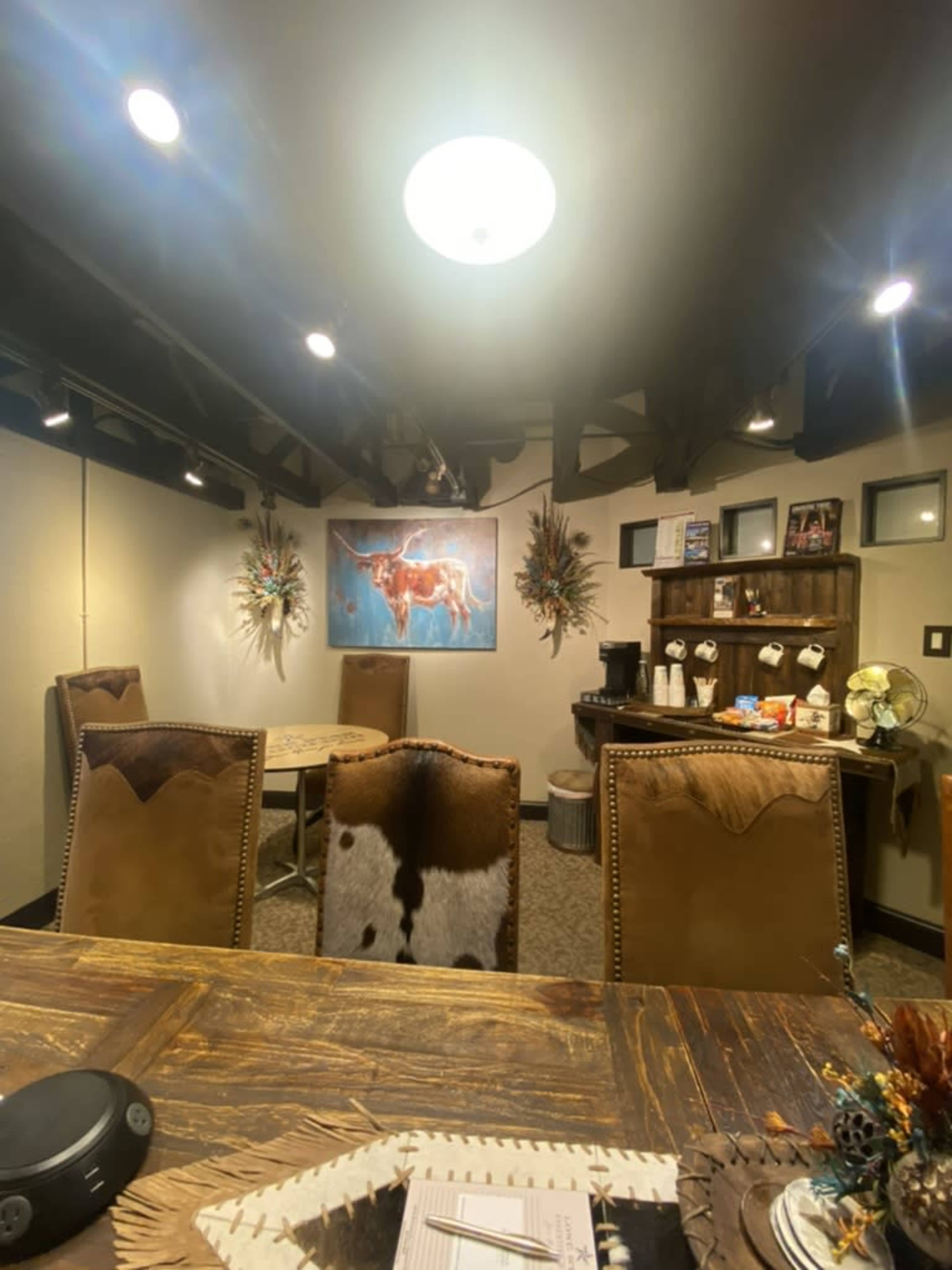 Grapevine Meeting Room for 12 Image in Grapevine, Grapevine, TX