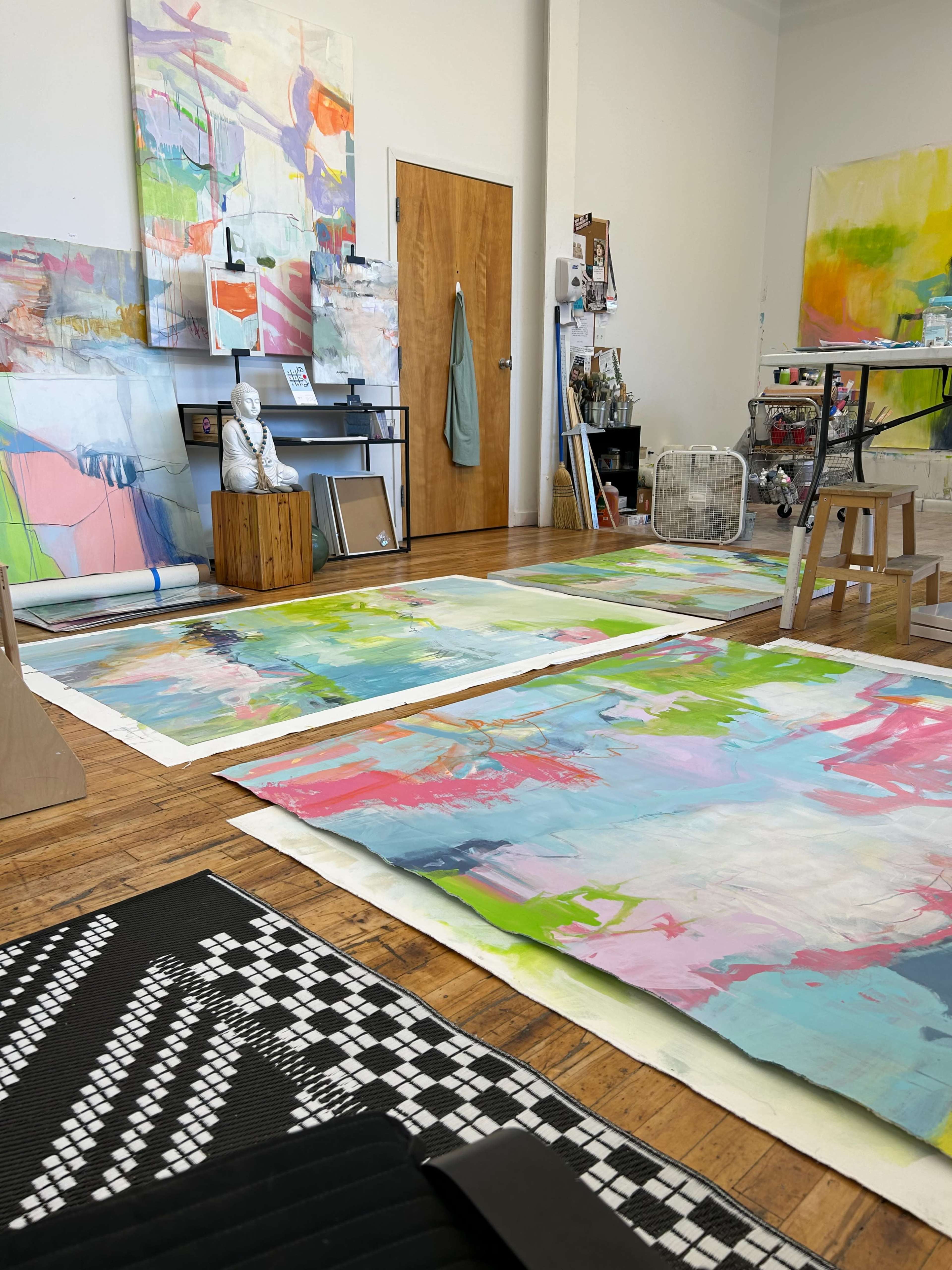 Book by the Hour Light-Filled Art Studio in New Haven Image in Fair Haven, New Haven, CT